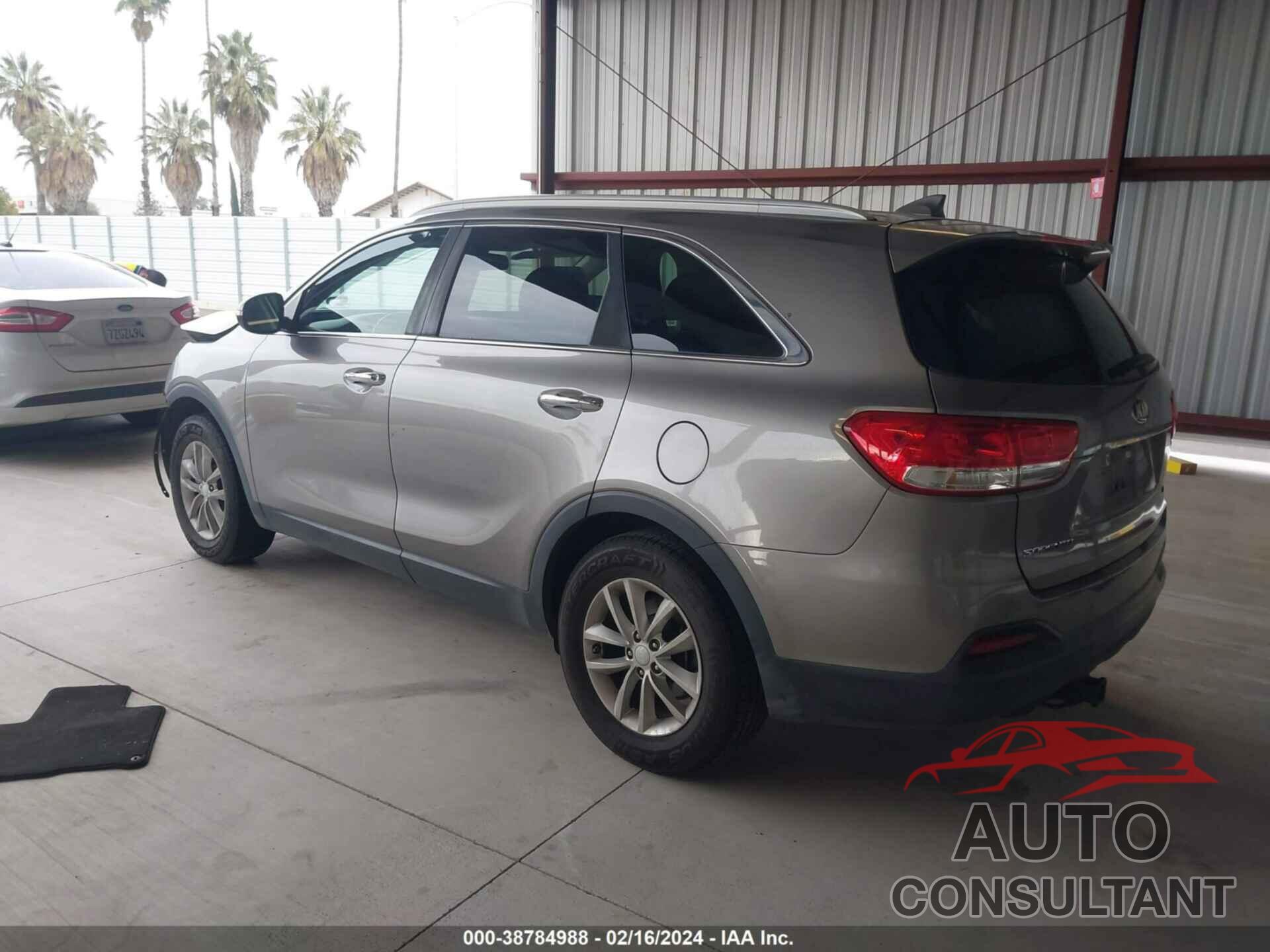 KIA SORENTO 2017 - 5XYPG4A55HG271167