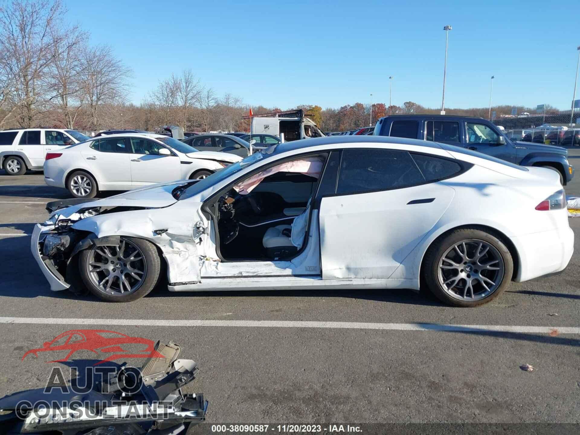TESLA MODEL S 2021 - 5YJSA1E5XMF439309