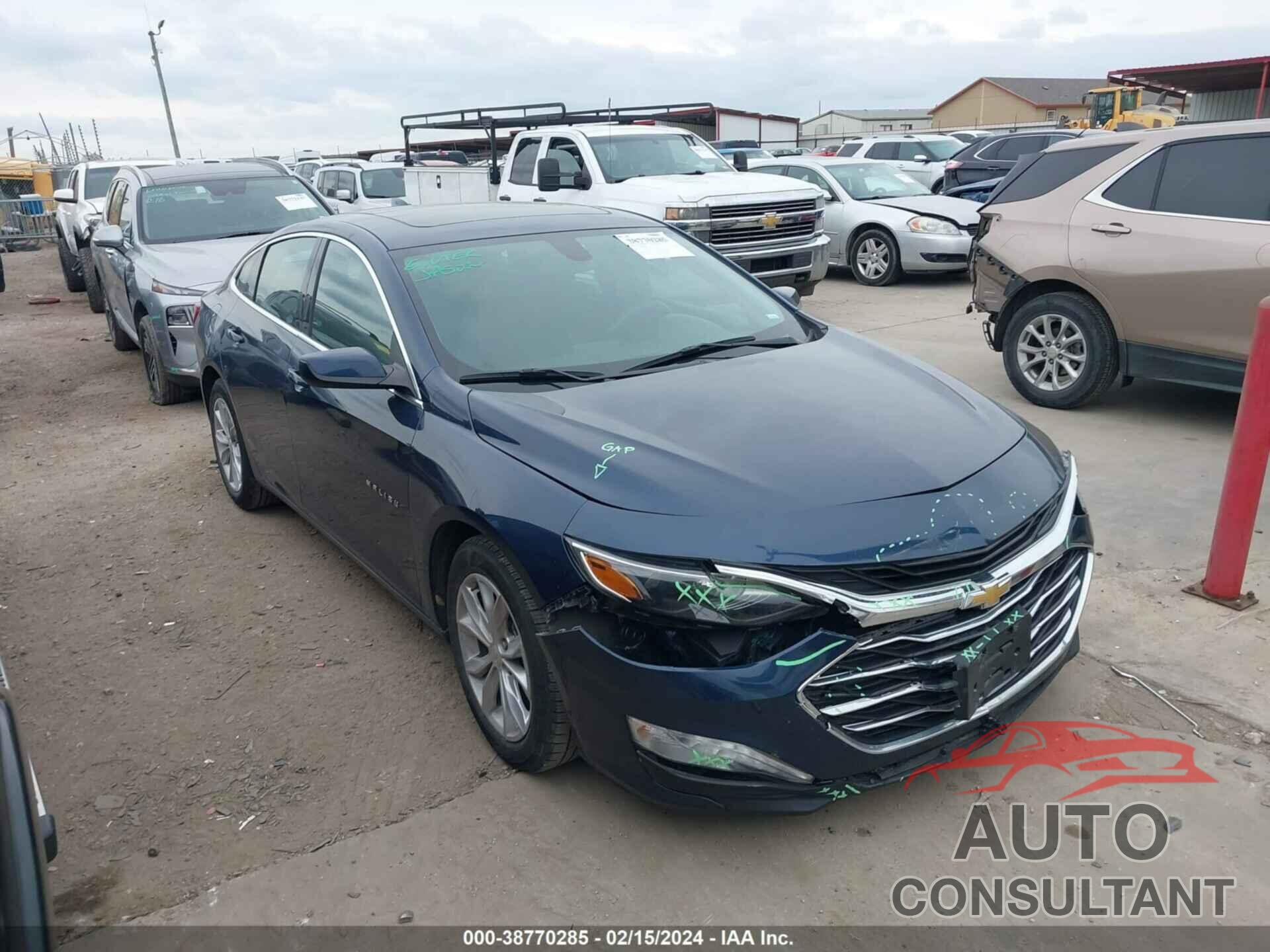 CHEVROLET MALIBU 2022 - 1G1ZD5ST9NF152162