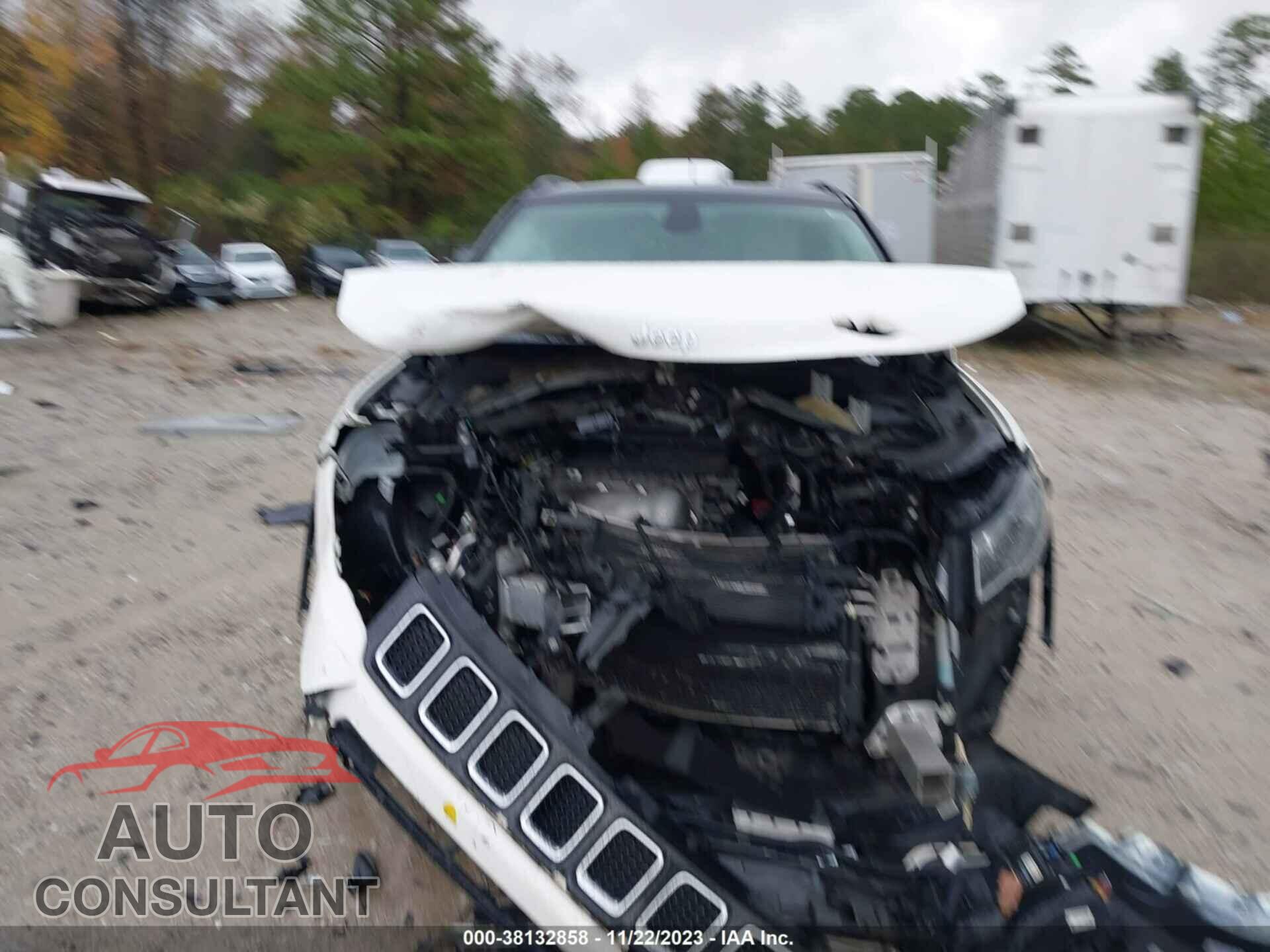 JEEP COMPASS 2018 - 3C4NJDCB9JT343420