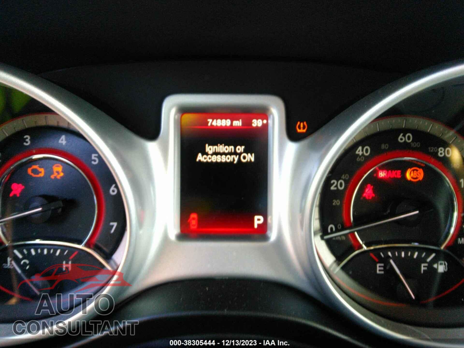 DODGE JOURNEY 2017 - 3C4PDCAB9HT599824