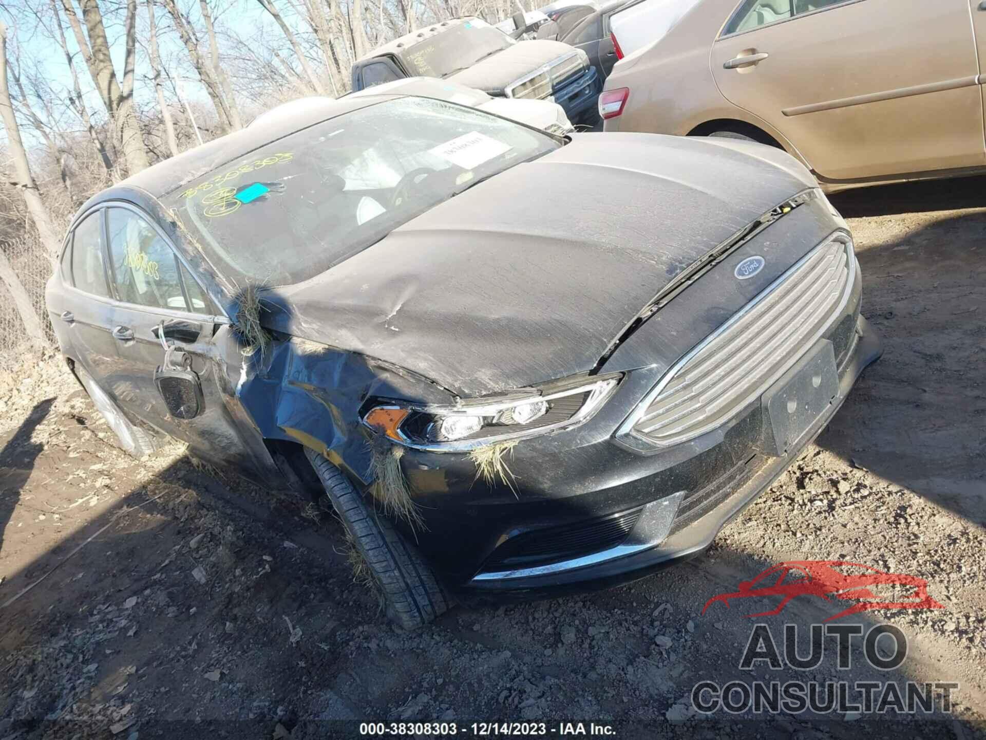 FORD FUSION 2018 - 3FA6P0HD9JR261017