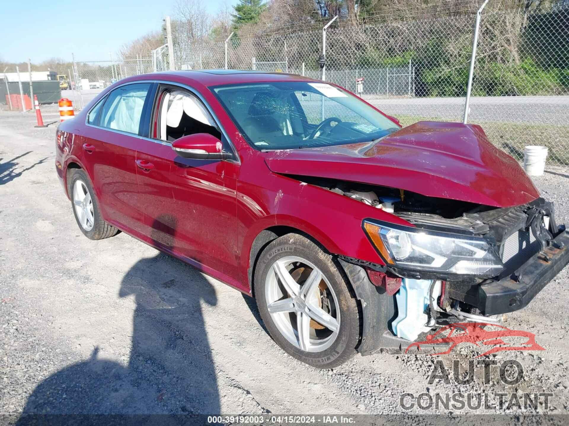 VOLKSWAGEN PASSAT 2018 - 1VWBA7A32JC020304