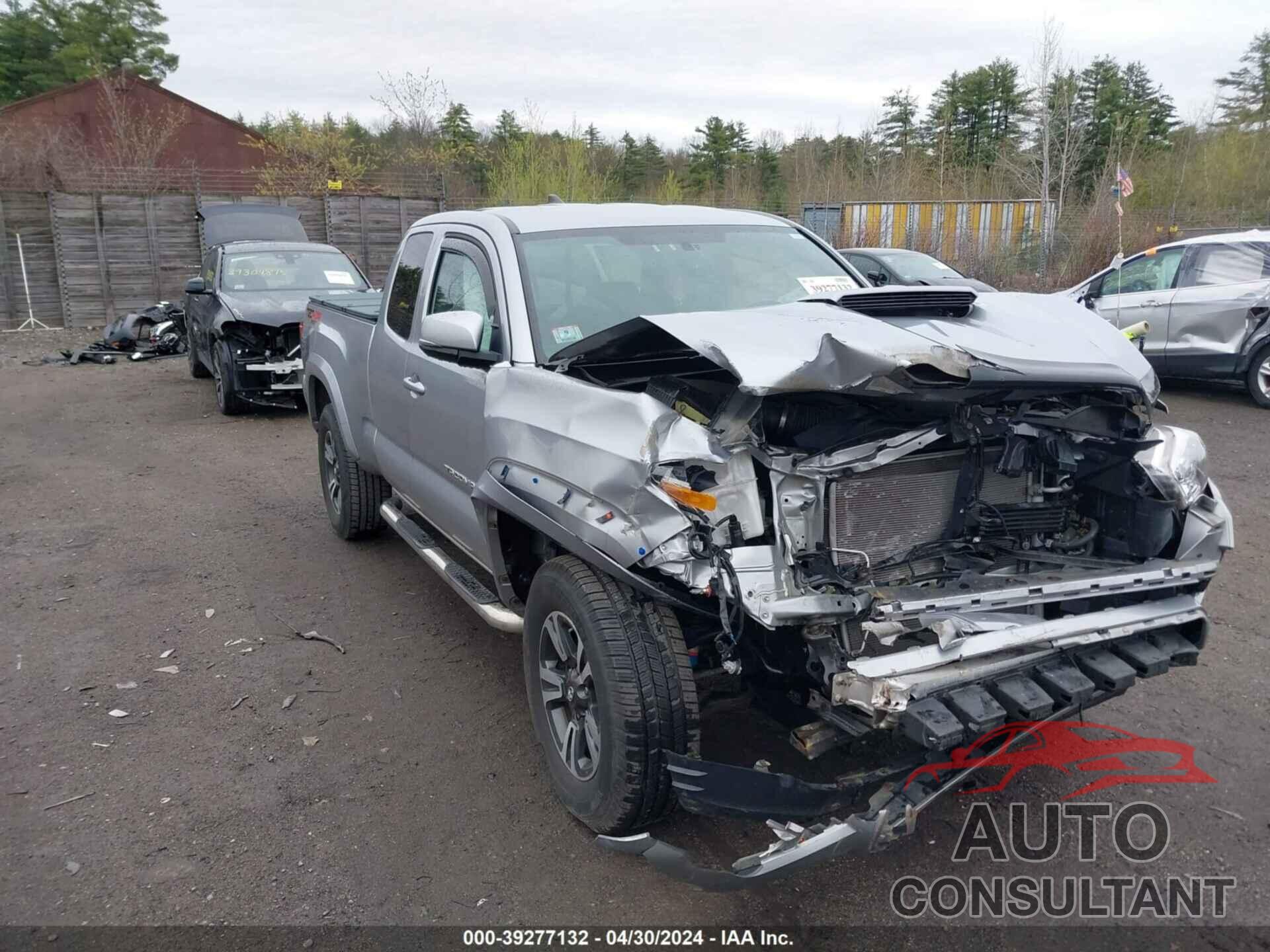 TOYOTA TACOMA 2017 - 5TFSZ5AN1HX077971