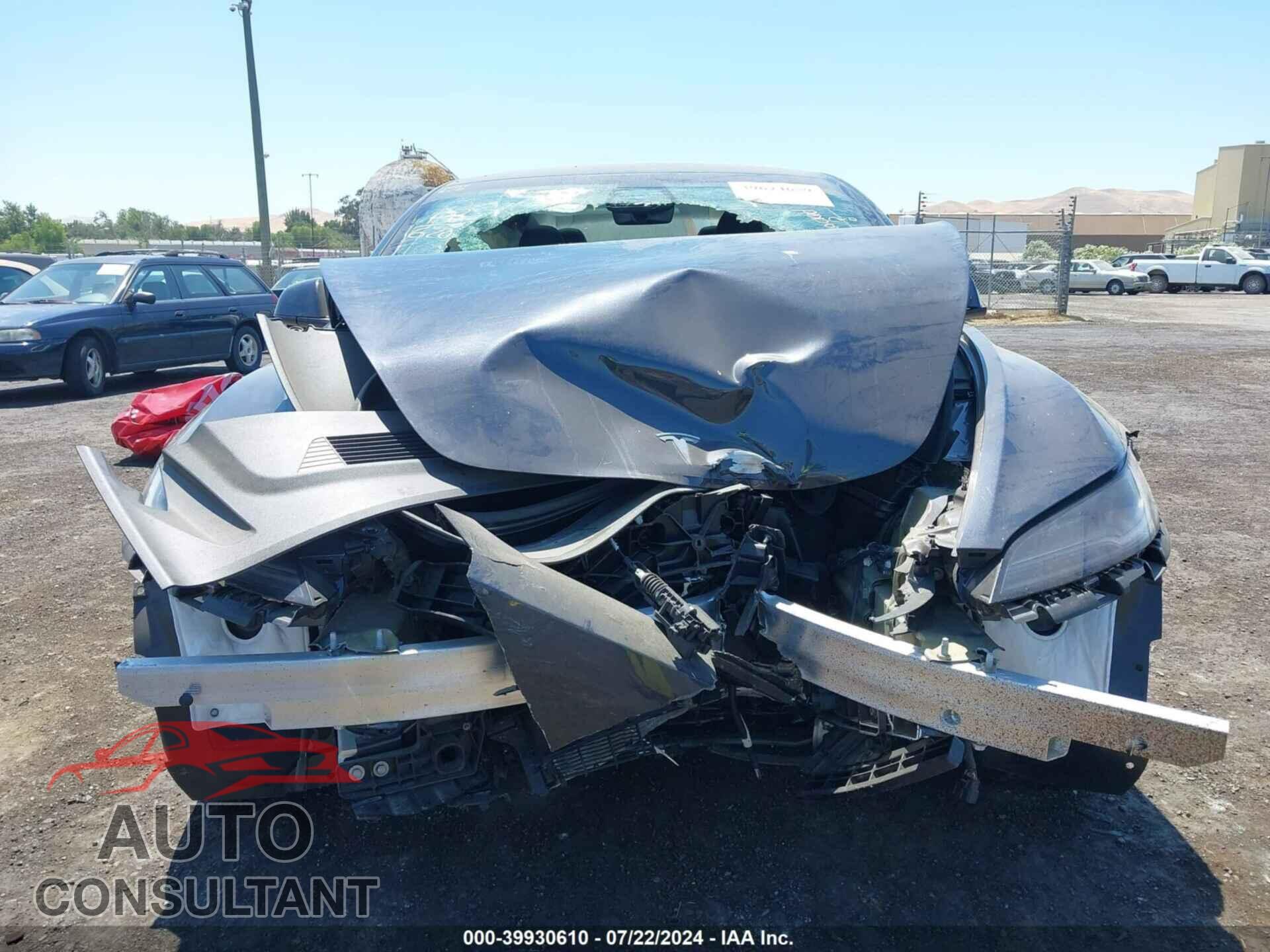 TESLA MODEL 3 2024 - 5YJ3E1EB6RF736129