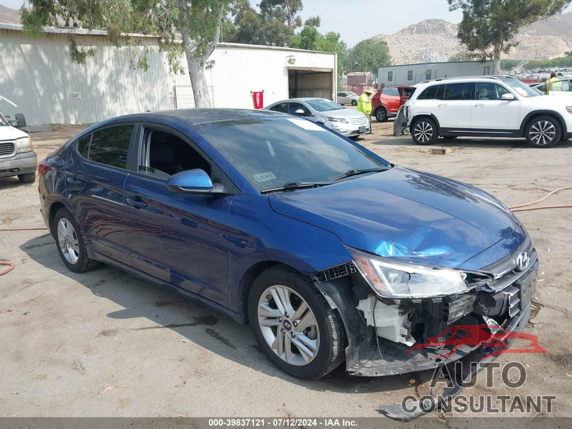 HYUNDAI ELANTRA 2020 - 5NPD84LF4LH535695