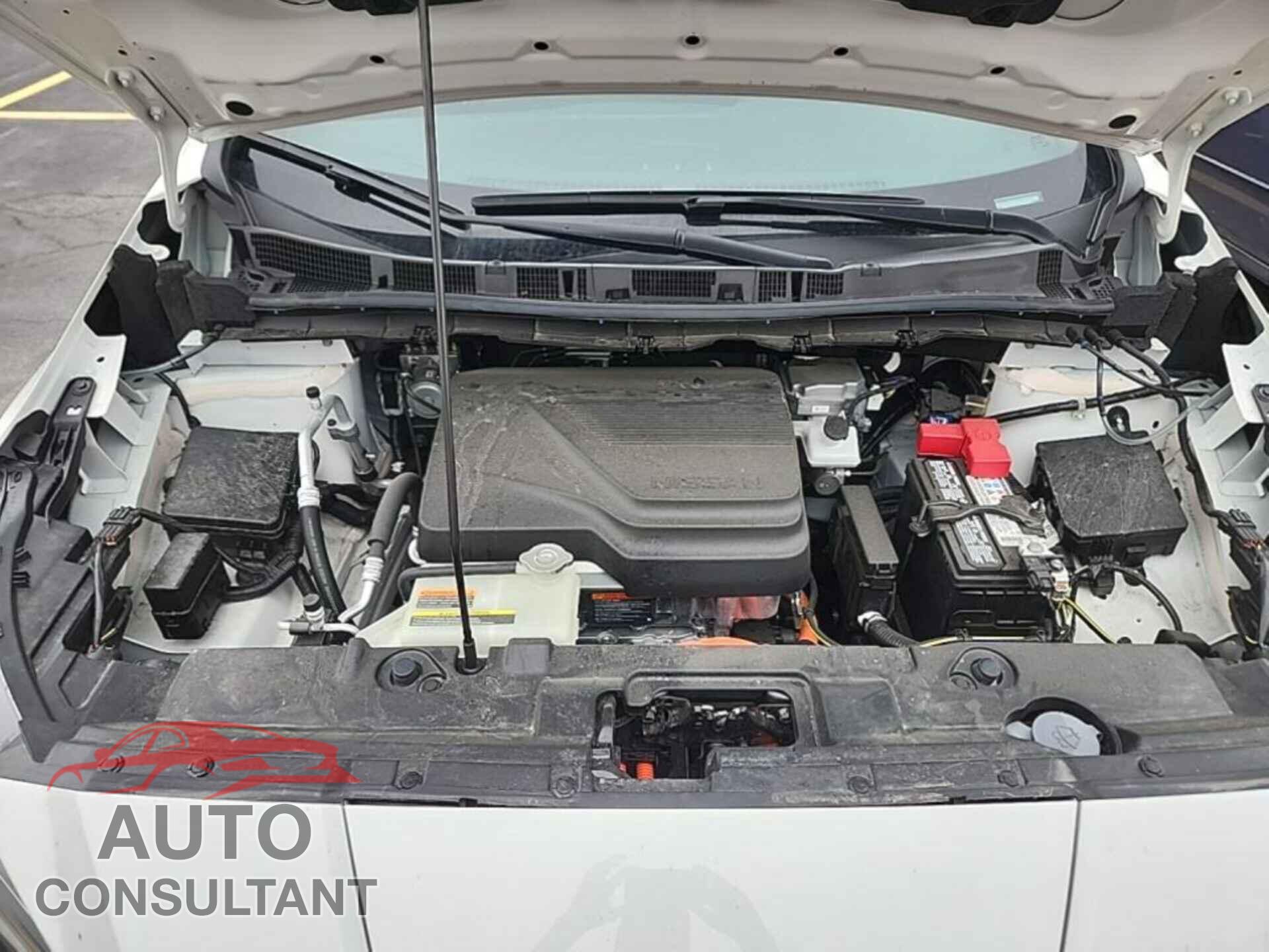 NISSAN LEAF 2023 - 1N4AZ1BV2PC558357