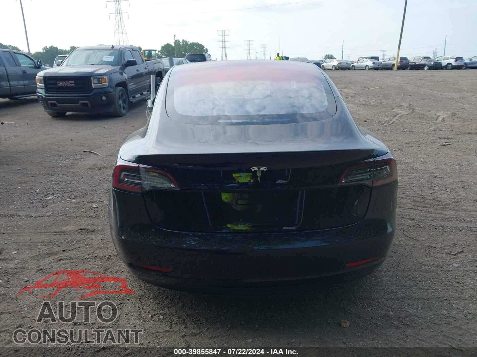 TESLA MODEL 3 2018 - 5YJ3E1EA2JF013972
