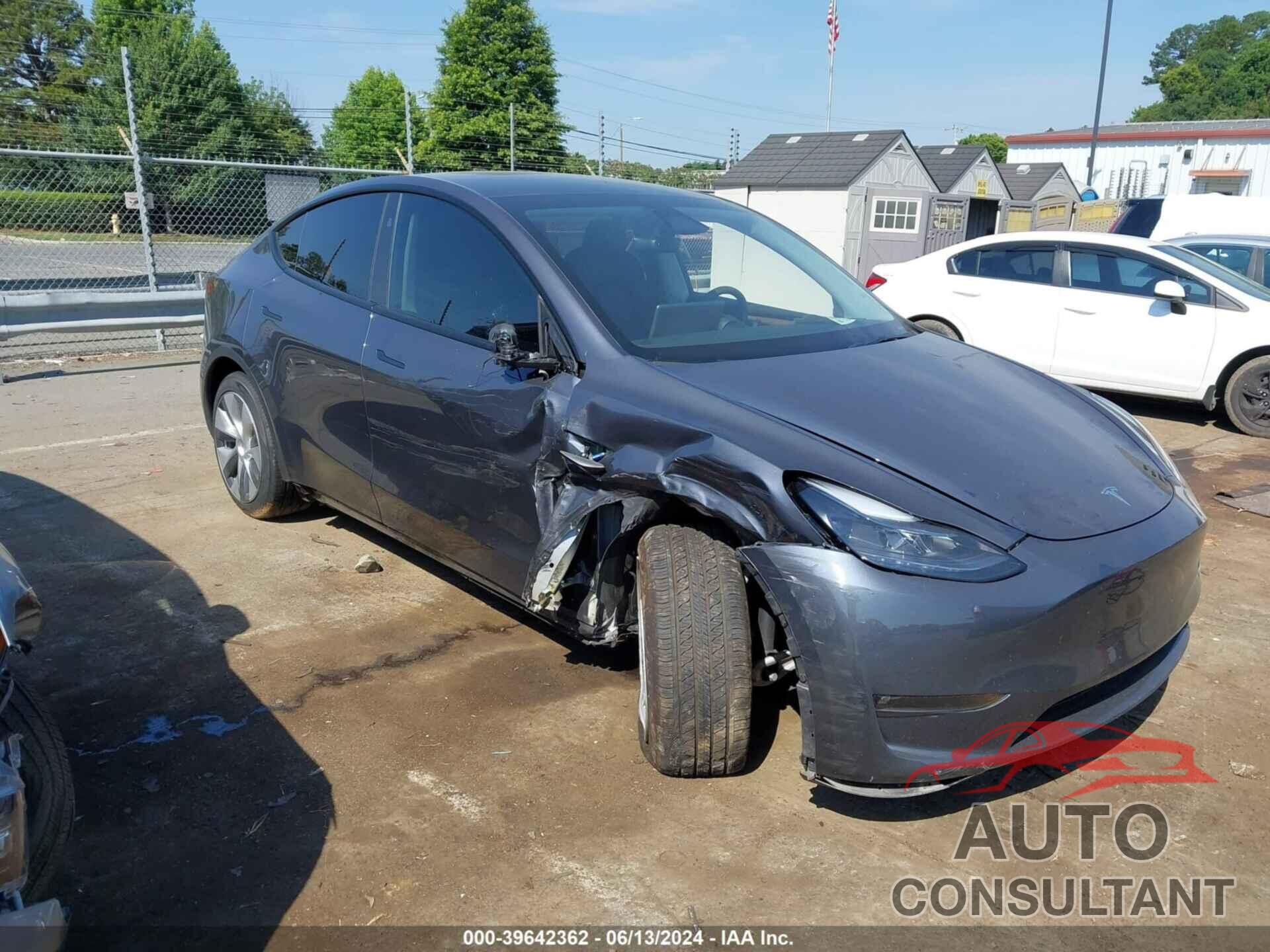 TESLA MODEL Y 2023 - 7SAYGDED9PF956075