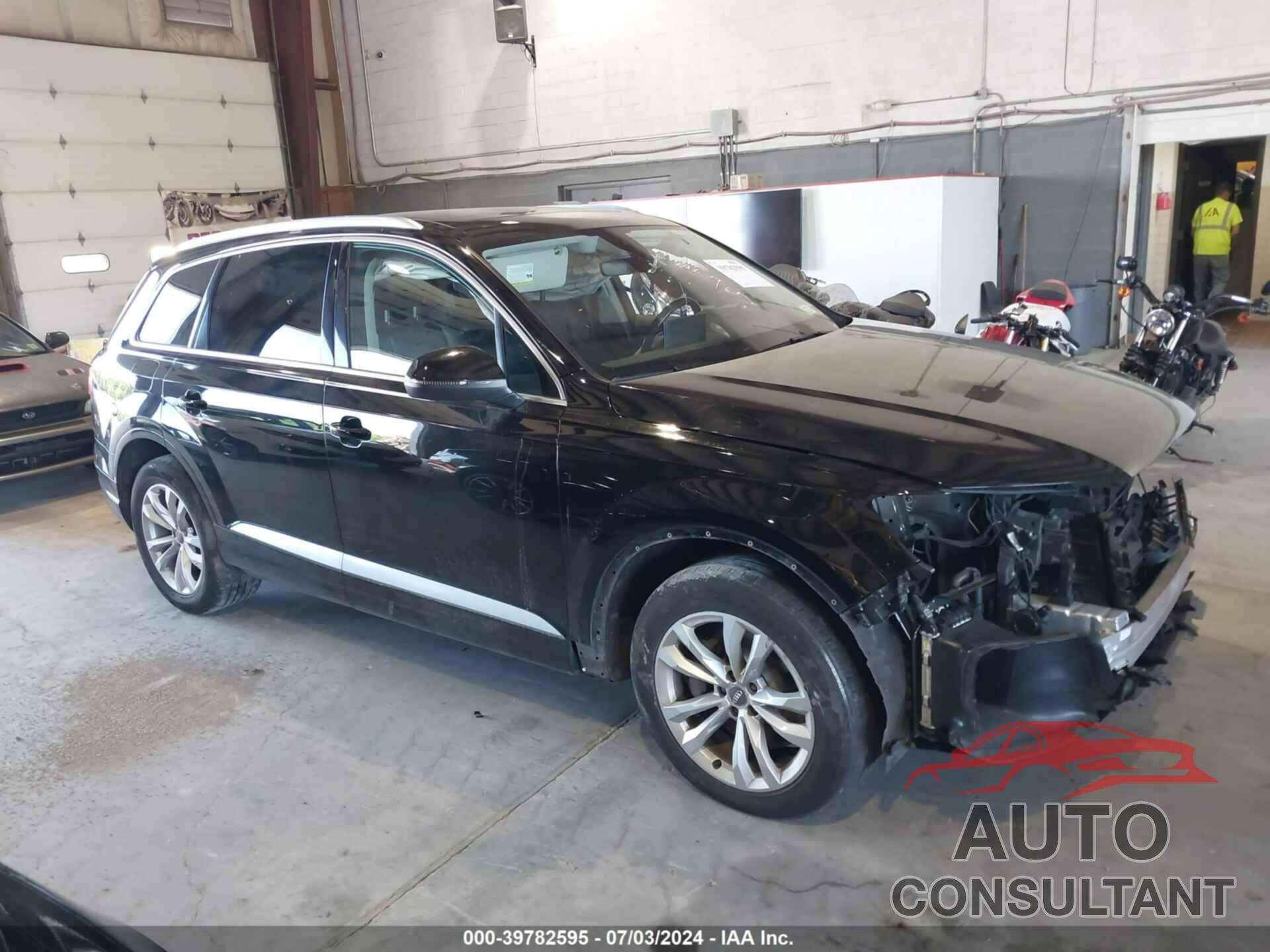 AUDI Q7 2019 - WA1LAAF74KD042522