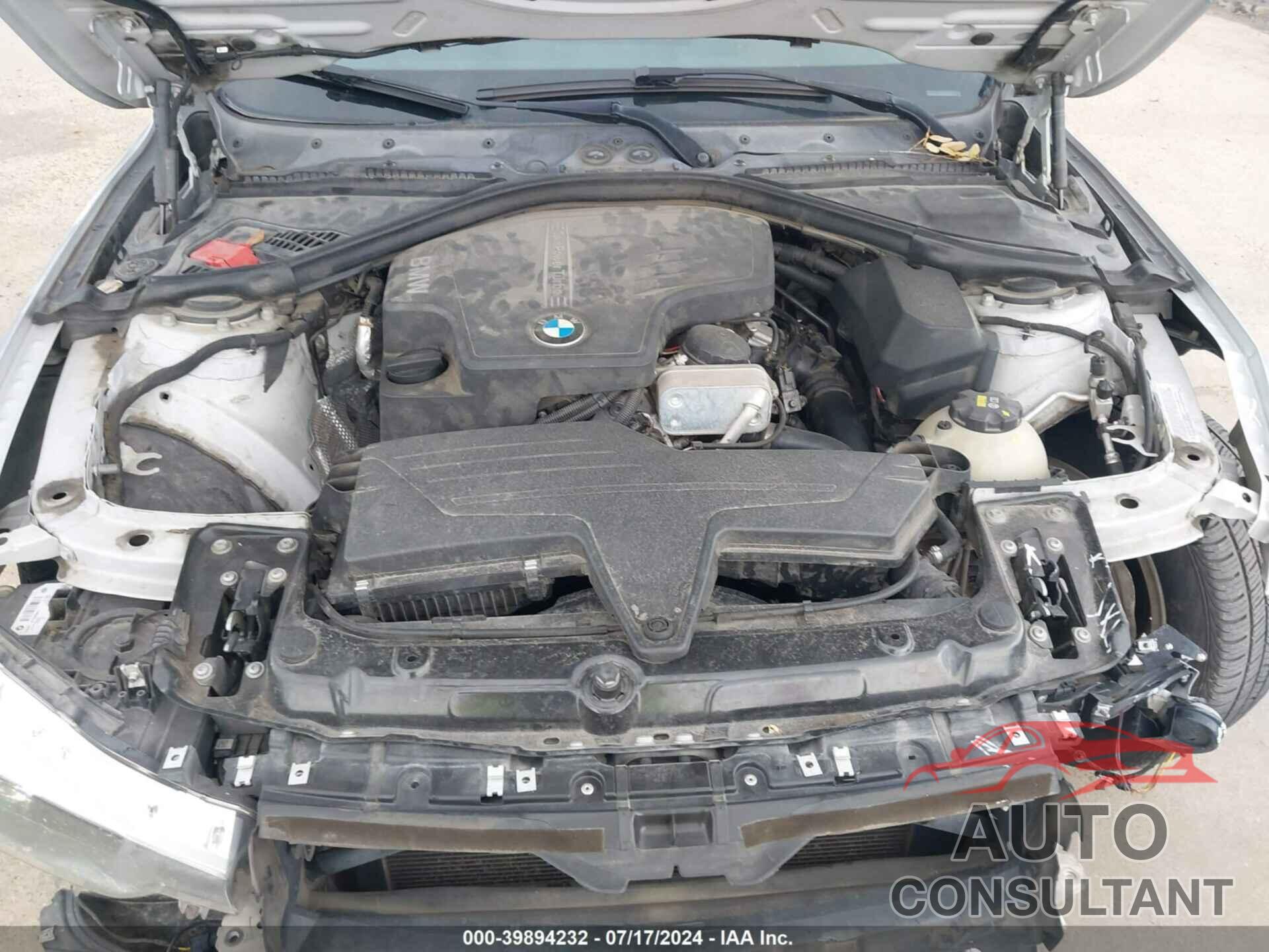 BMW 320I 2016 - WBA8E1G57GNT36332