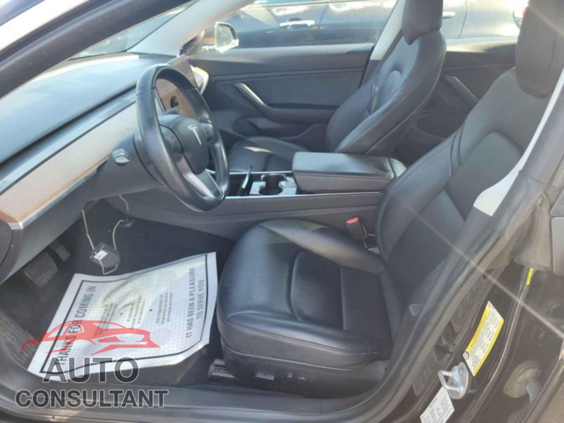 TESLA MODEL 3 2019 - 5YJ3E1EB6KF199090