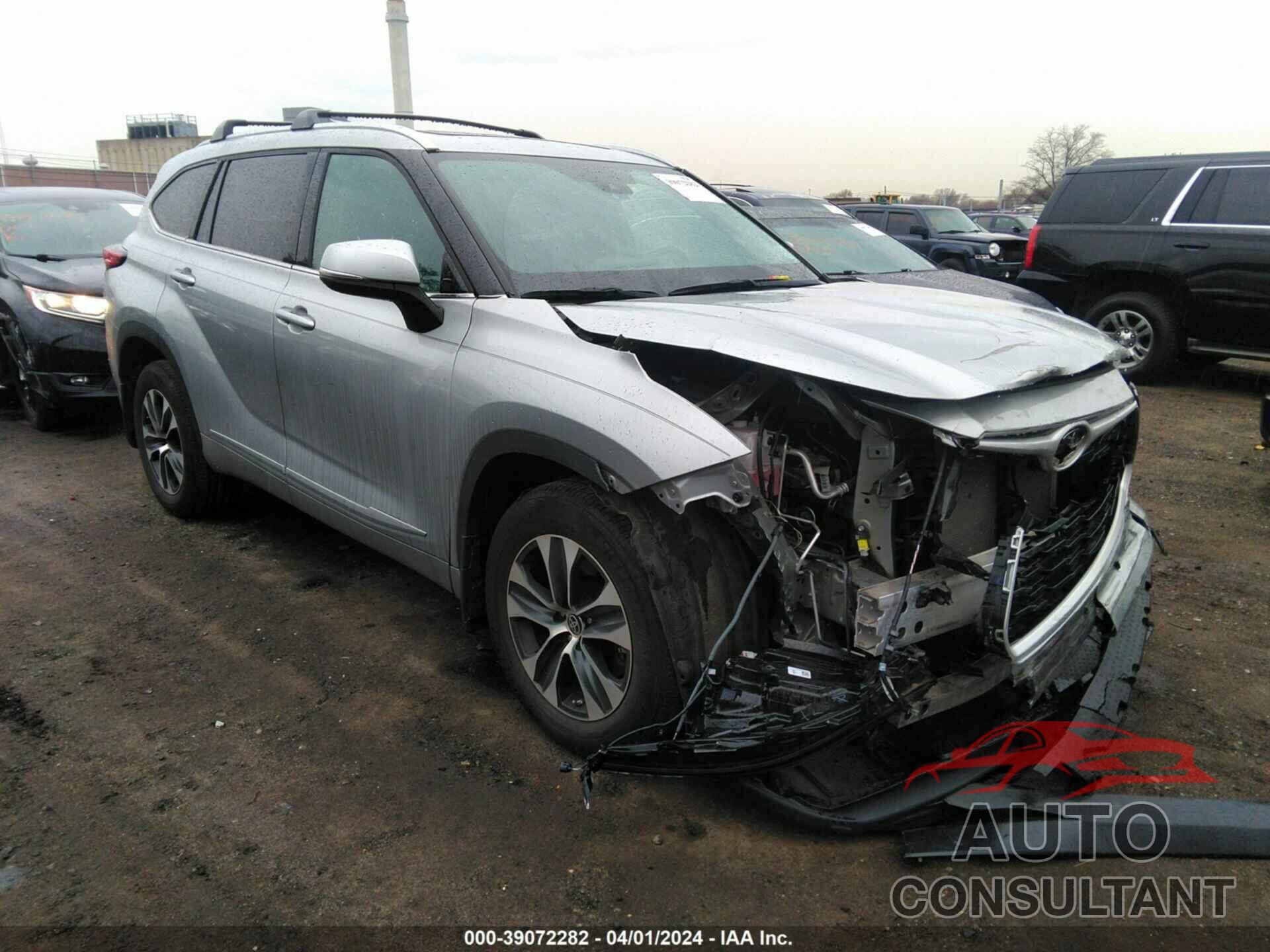 TOYOTA HIGHLANDER 2021 - 5TDGZRBH4MS124769