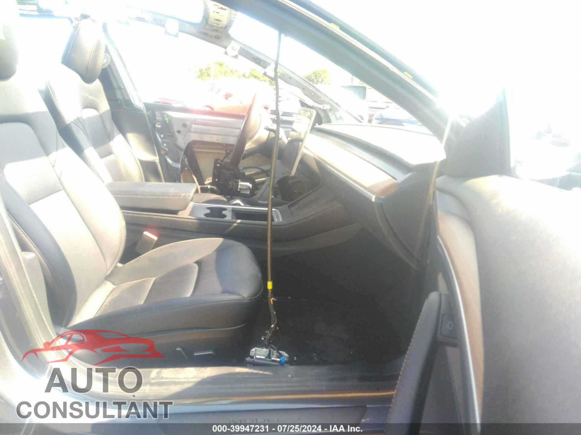 TESLA MODEL 3 2023 - 5YJ3E1EA0PF450815