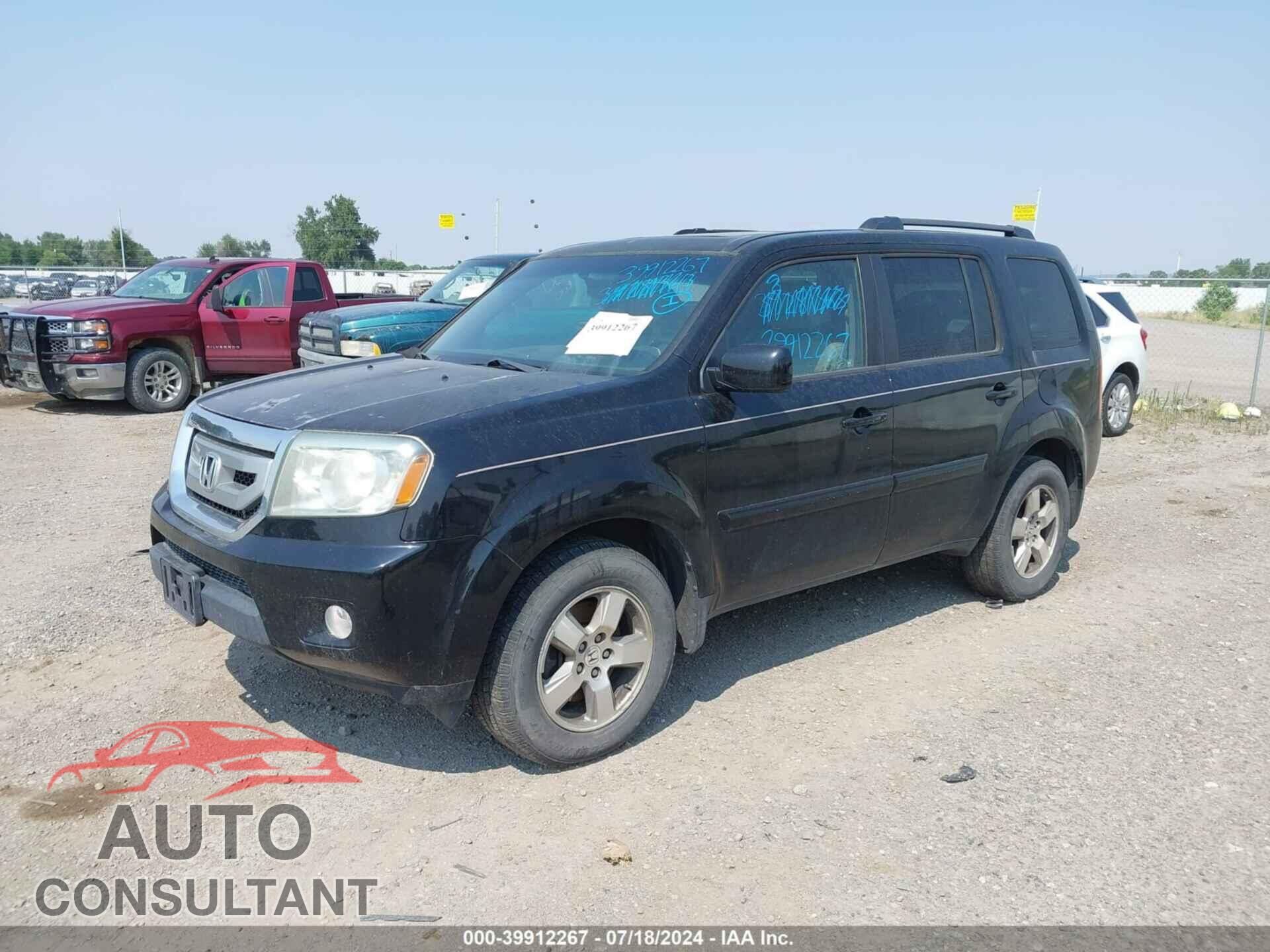 HONDA PILOT 2011 - 5FNYF4H65BB062421