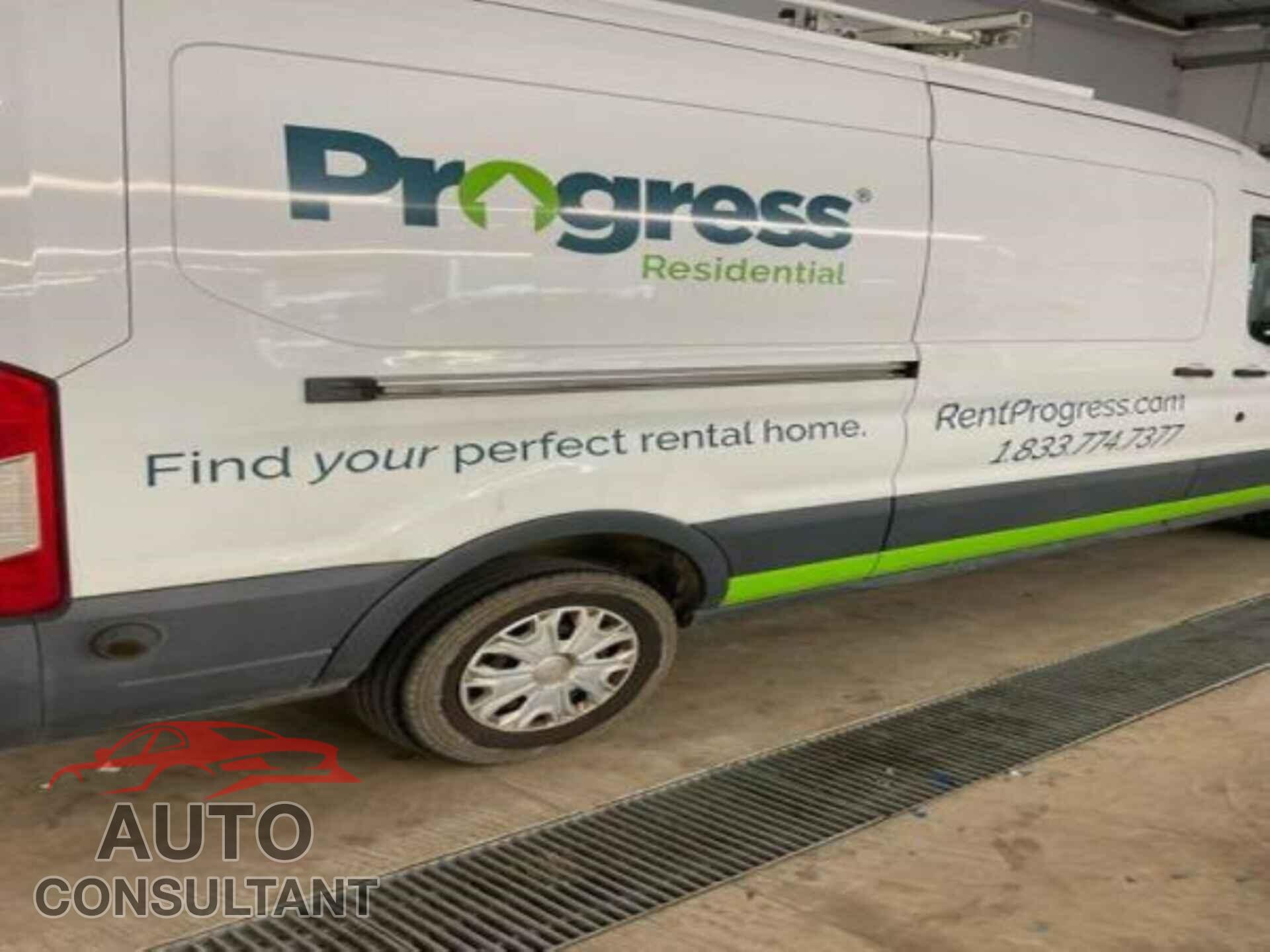 FORD TRANSIT 2017 - 1FTYR2CM7HKA95854