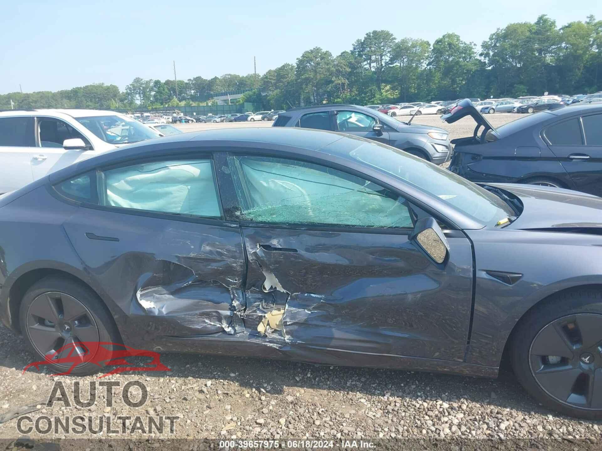 TESLA MODEL 3 2023 - 5YJ3E1EBXPF631011
