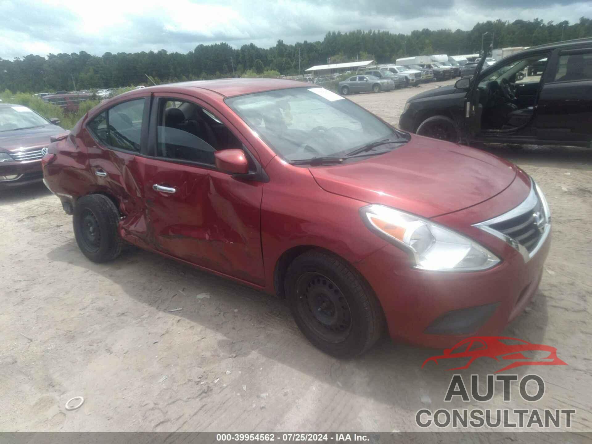 NISSAN VERSA 2018 - 3N1CN7AP6JL871074