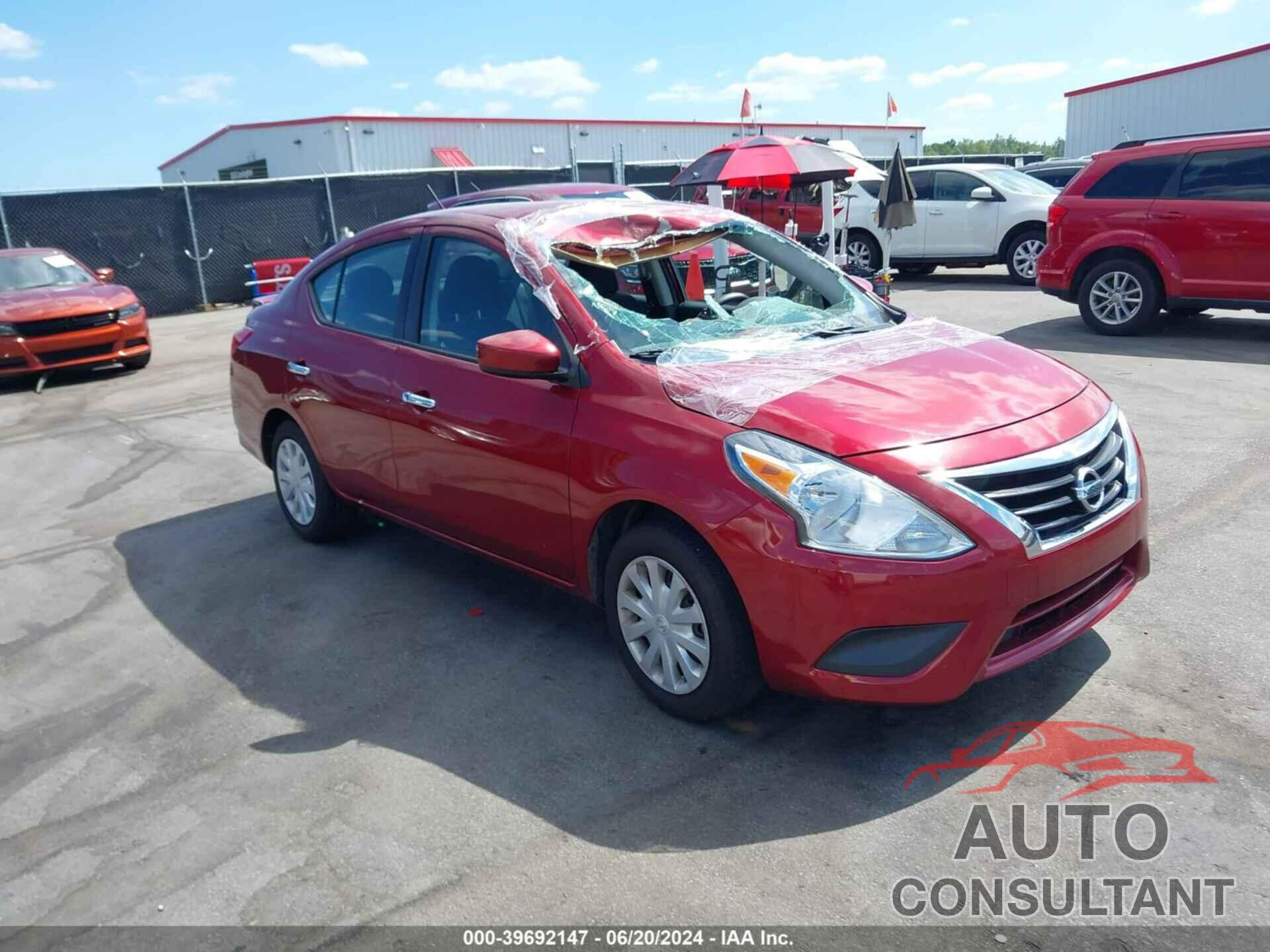 NISSAN VERSA 2018 - 3N1CN7AP3JL824178