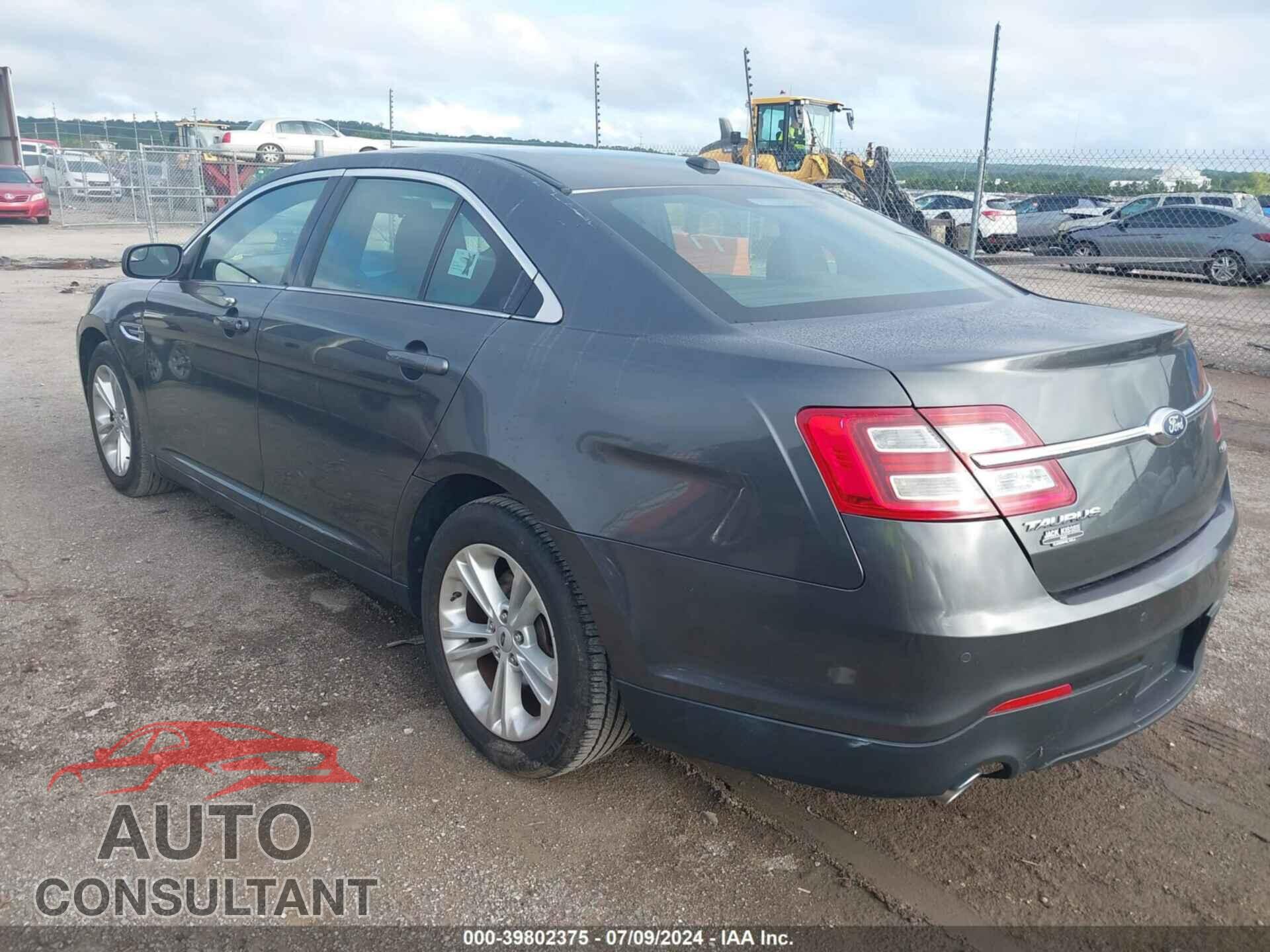 FORD TAURUS 2019 - 1FAHP2E87KG110035