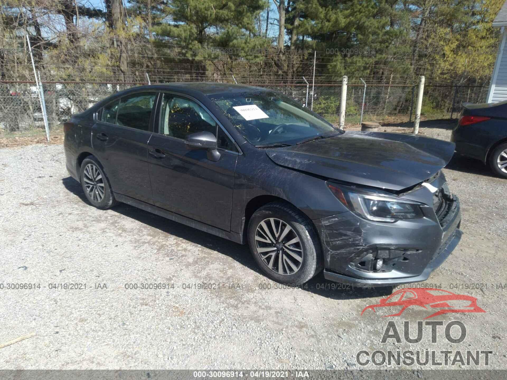 SUBARU LEGACY 2018 - 4S3BNAF6XJ3013267
