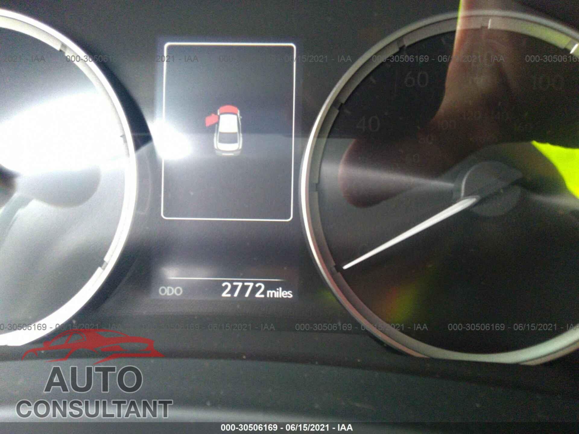 LEXUS IS 2021 - JTHAA1D20M5113585