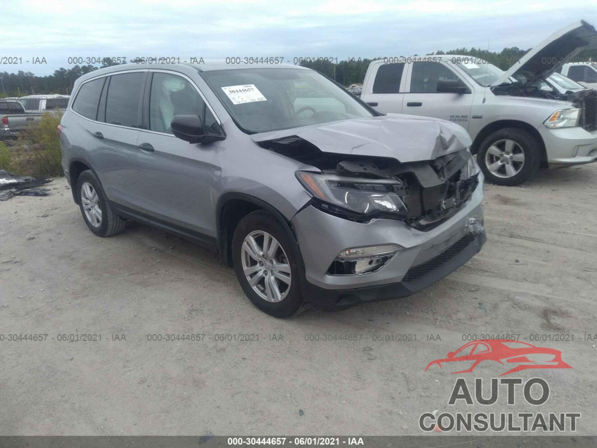 HONDA PILOT 2017 - 5FNYF5H13HB029176
