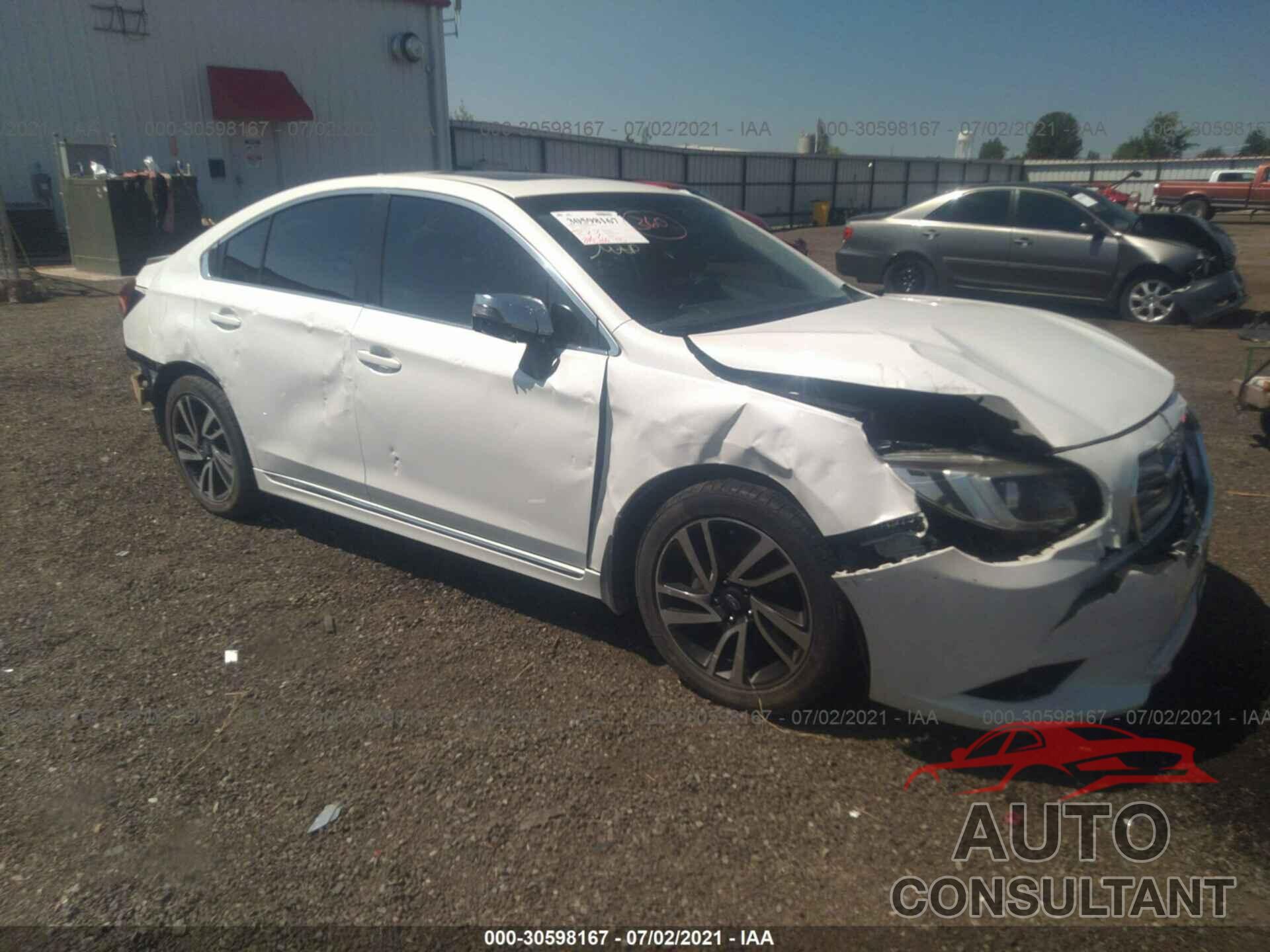 SUBARU LEGACY 2017 - 4S3BNAS64H3025088