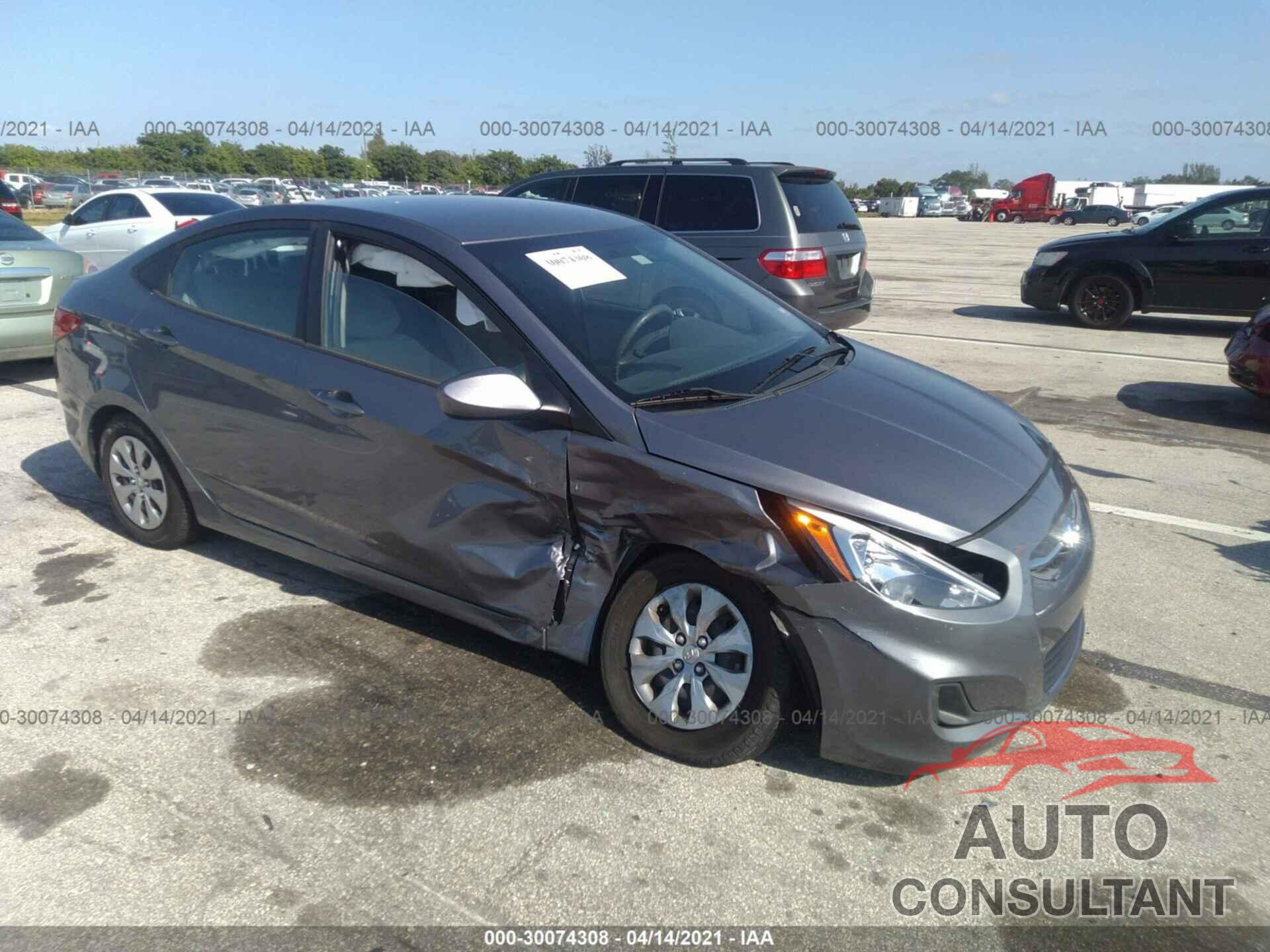 HYUNDAI ACCENT 2017 - KMHCT4AE2HU214879