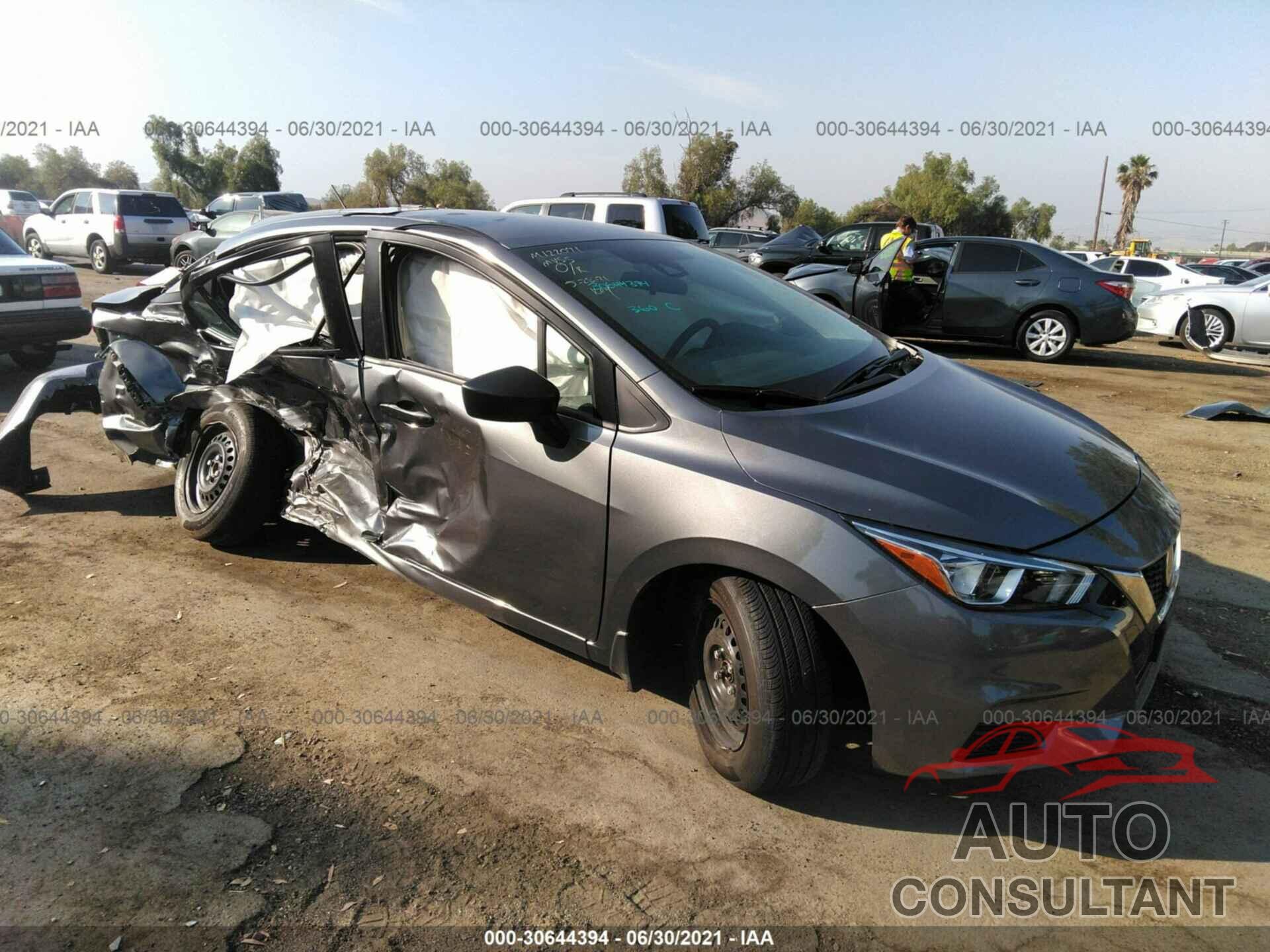 NISSAN VERSA 2021 - 3N1CN8DV3ML881422