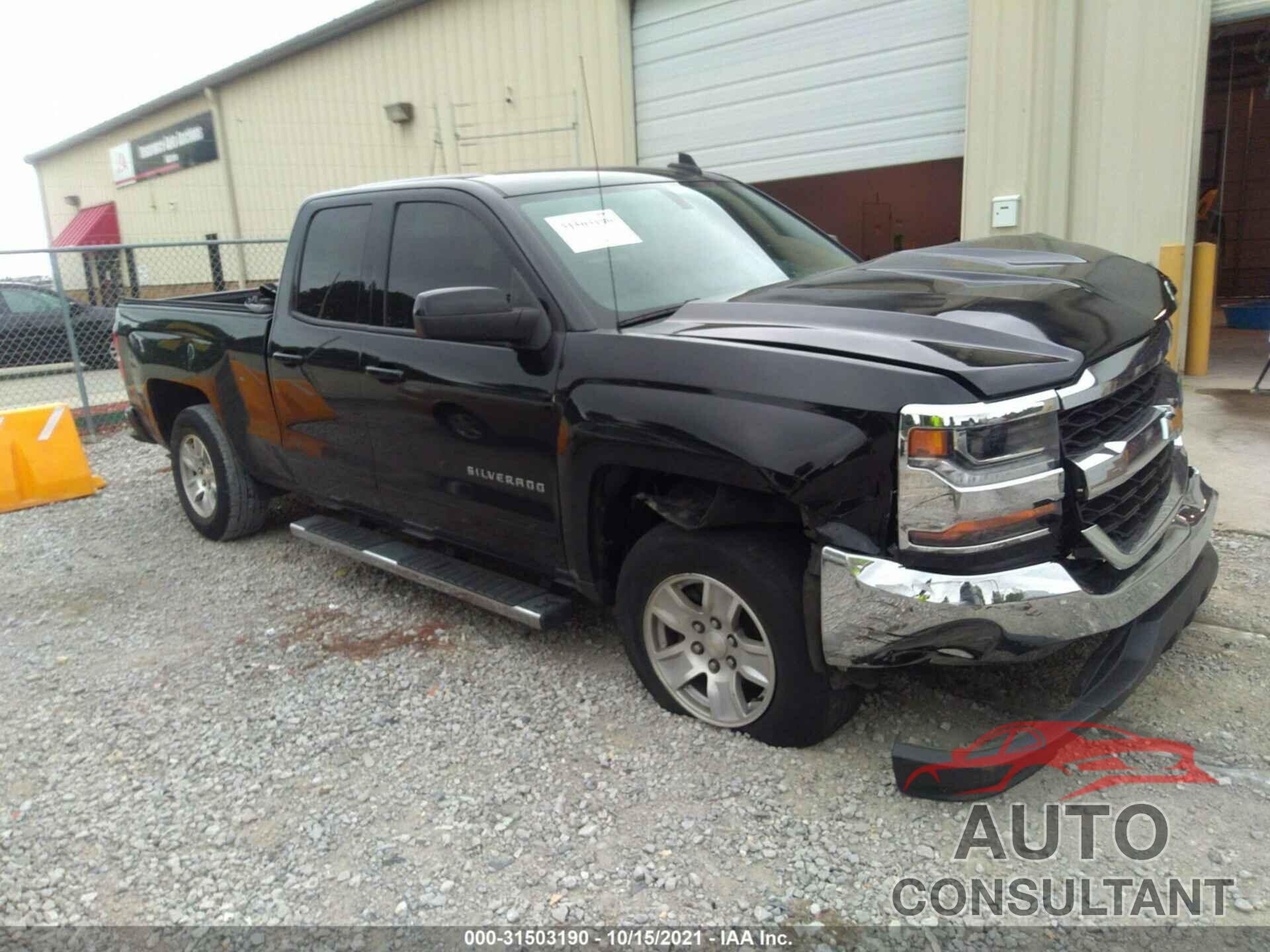 CHEVROLET SILVERADO 1500 2018 - 1GCRCREH4JZ359947