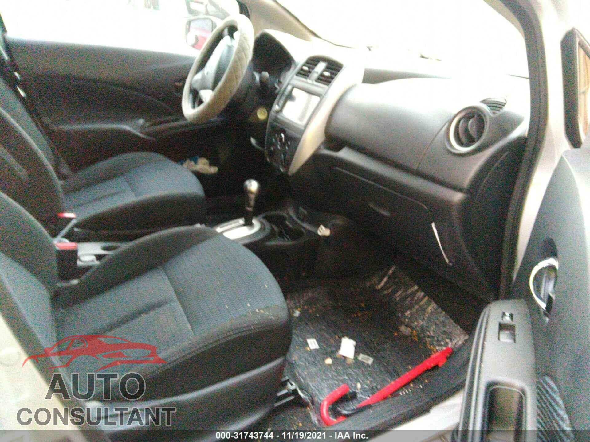 NISSAN VERSA NOTE 2019 - 3N1CE2CP3KL361475