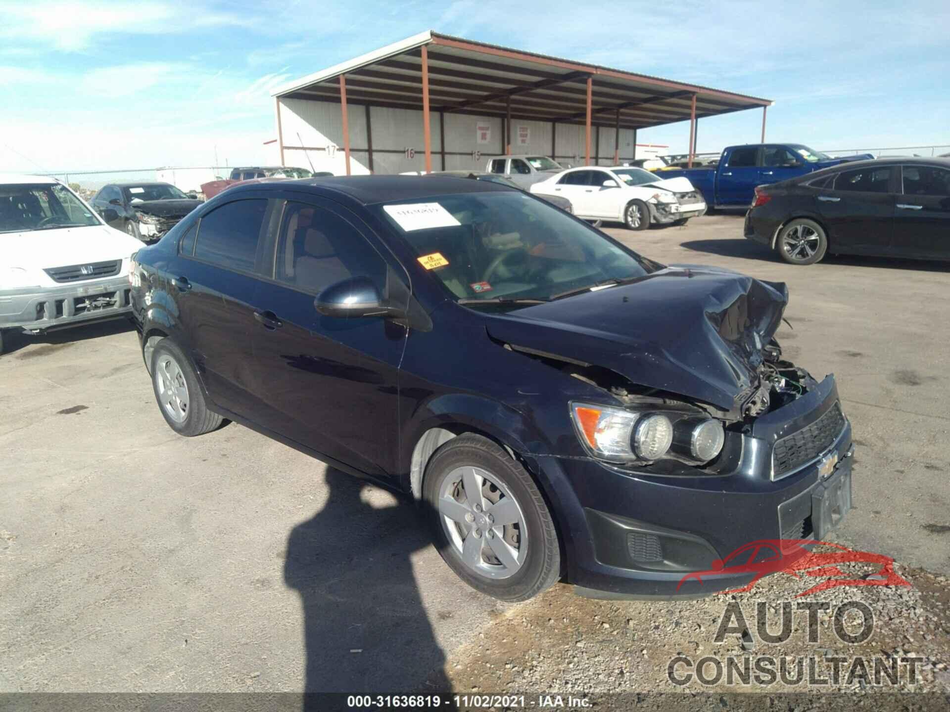 CHEVROLET SONIC 2016 - 1G1JA5SH4G4176675