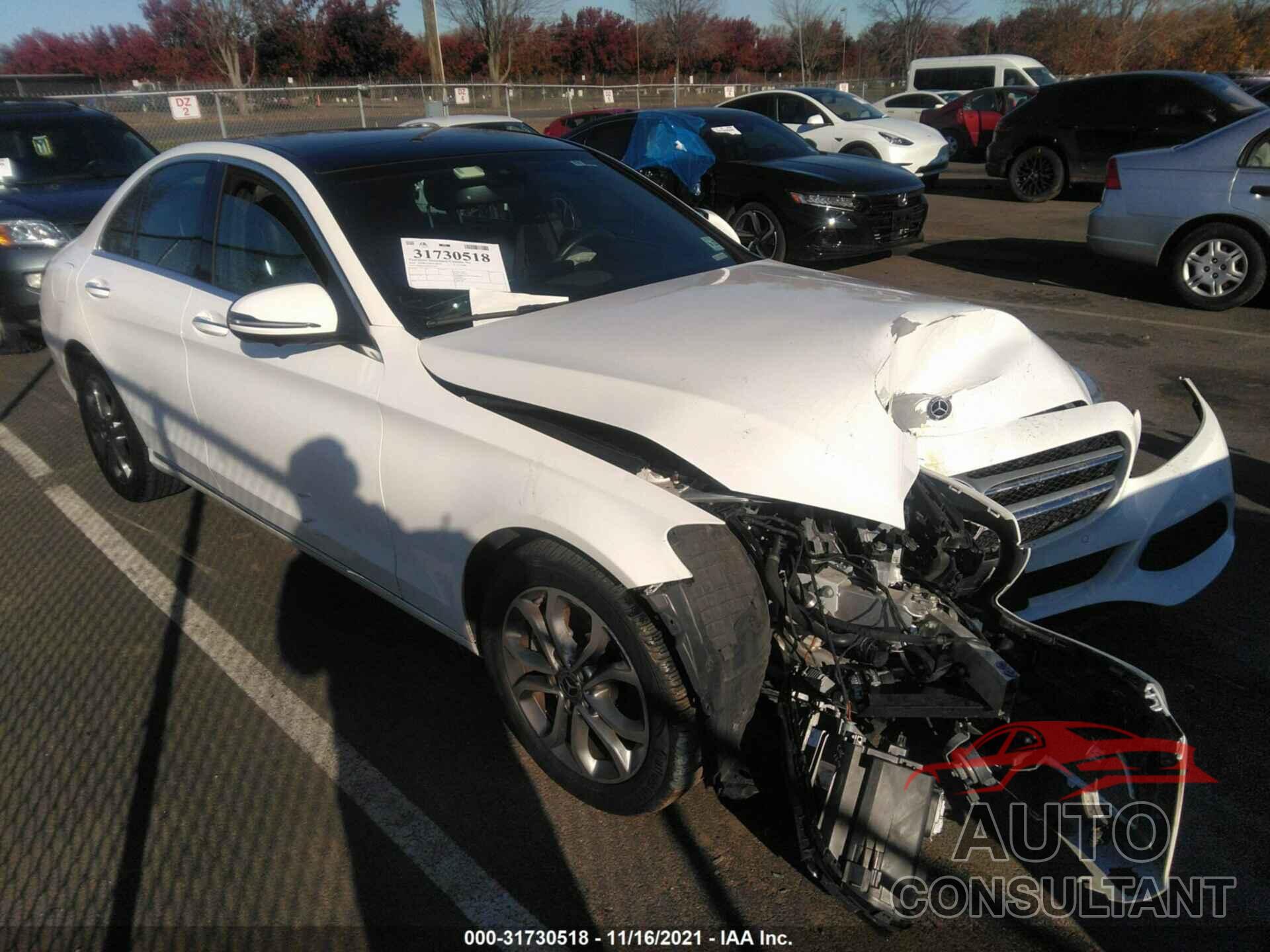MERCEDES-BENZ C-CLASS 2018 - 55SWF4KB0JU273679