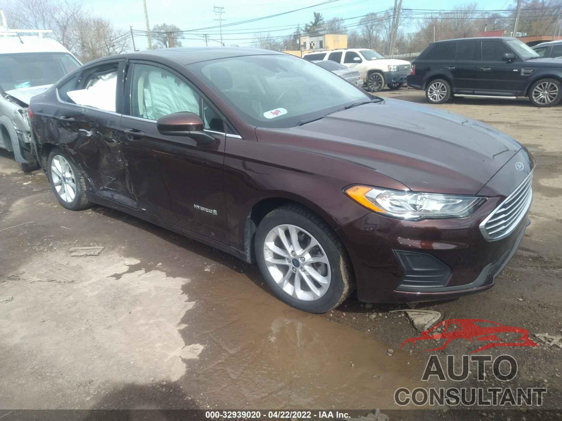 FORD FUSION HYBRID 2019 - 3FA6P0LU4KR130697