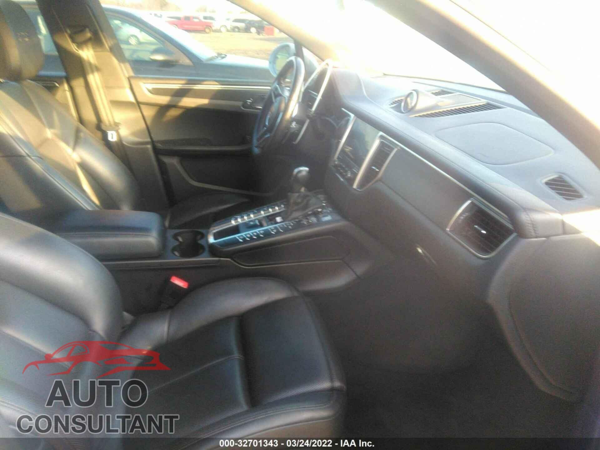 PORSCHE MACAN 2018 - WP1AG2A5XJLB60598