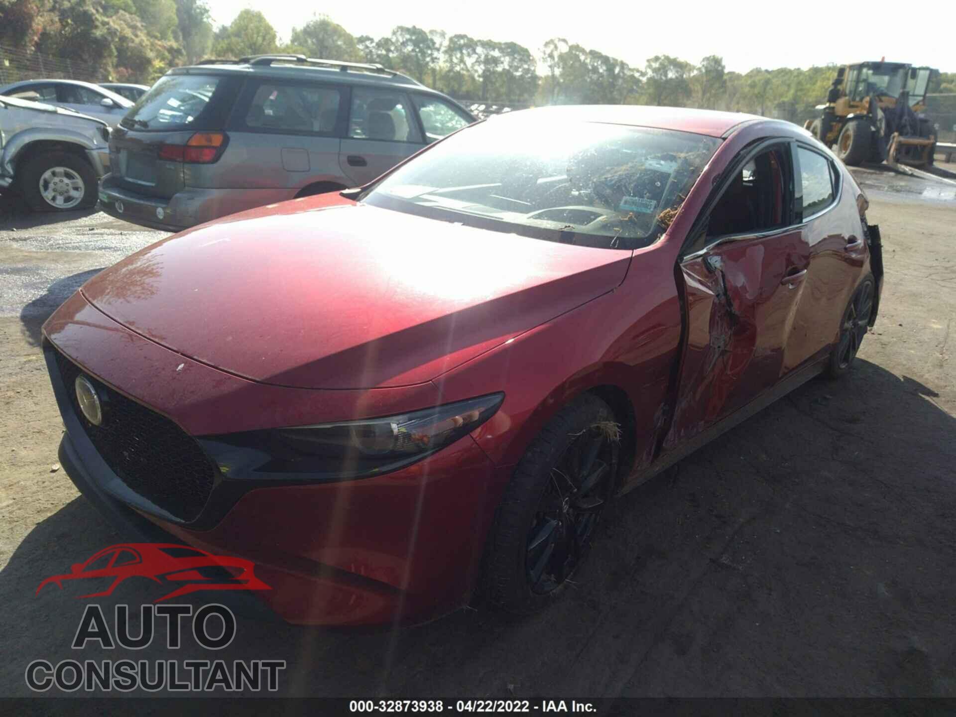 MAZDA MAZDA3 HATCHBACK 2019 - JM1BPBMM8K1122082