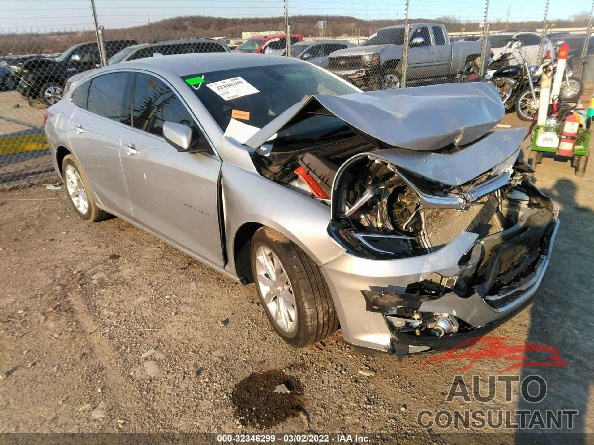 CHEVROLET MALIBU 2019 - 1G1ZD5ST3KF179207