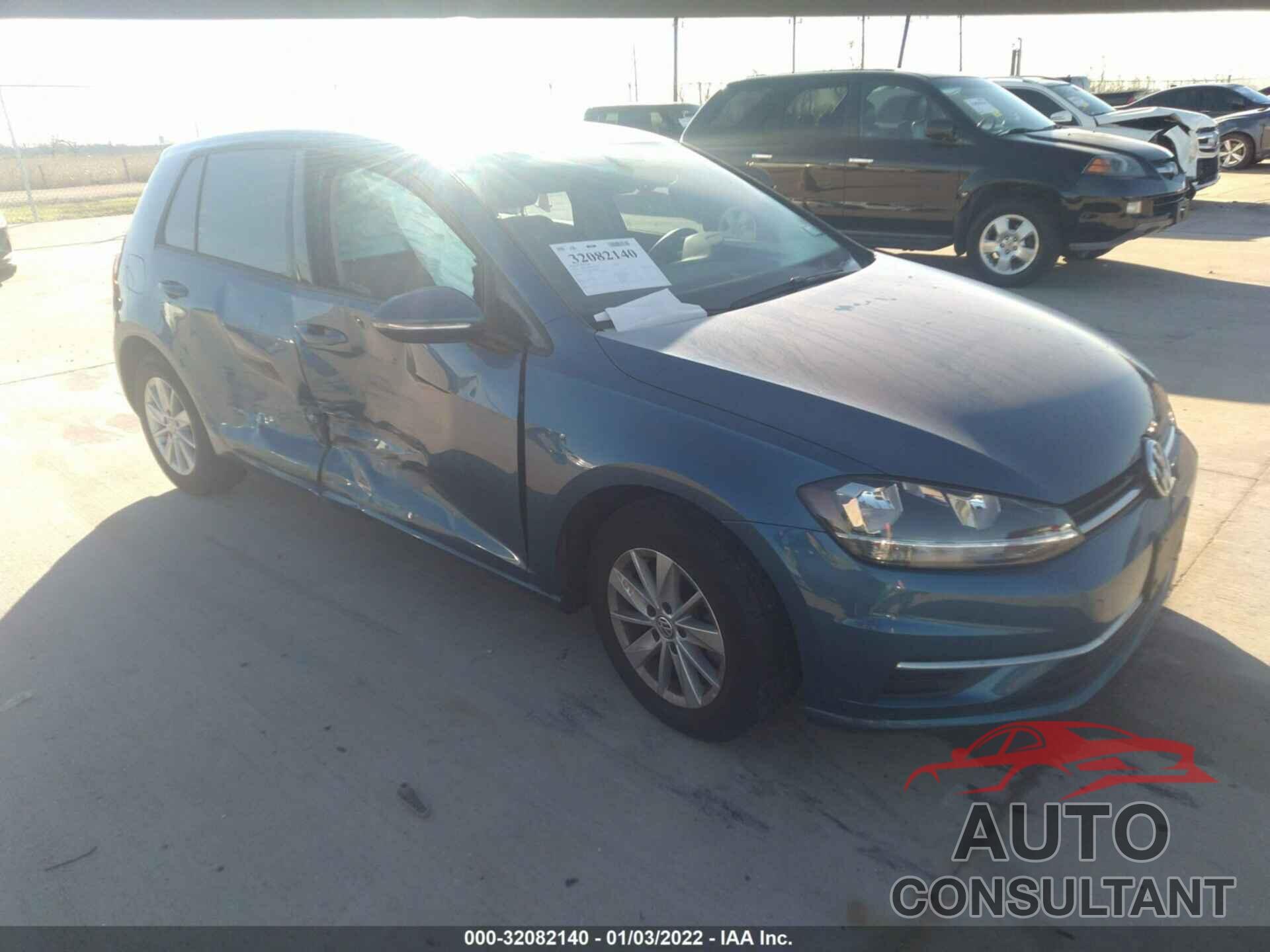 VOLKSWAGEN GOLF 2018 - 3VWG17AU8JM280025