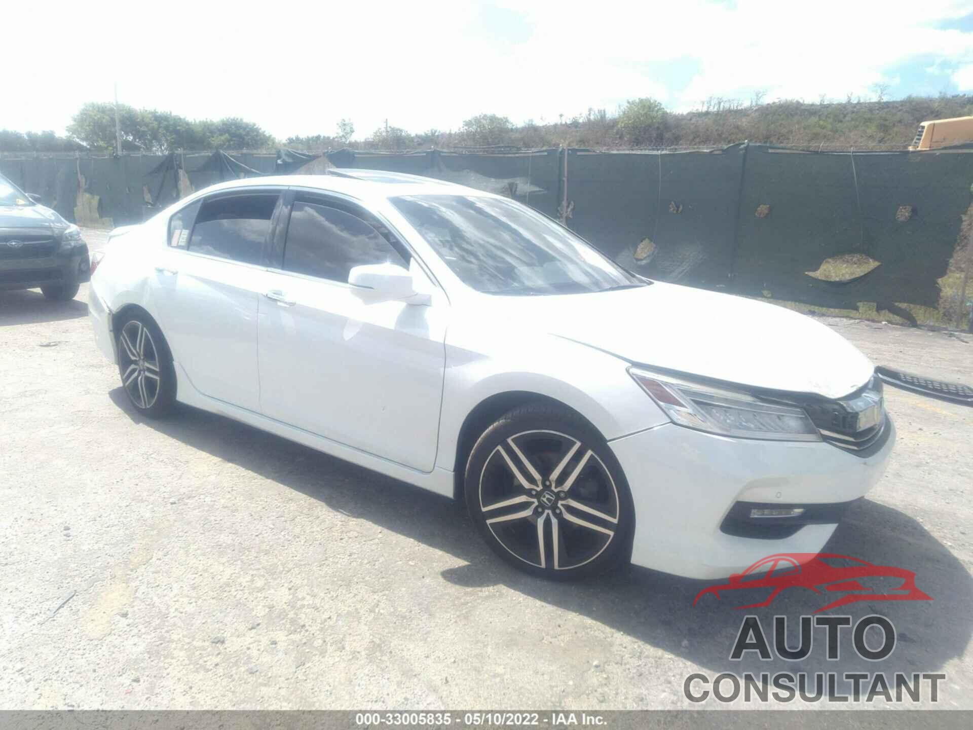 HONDA ACCORD SEDAN 2017 - 1HGCR3F93HA003640