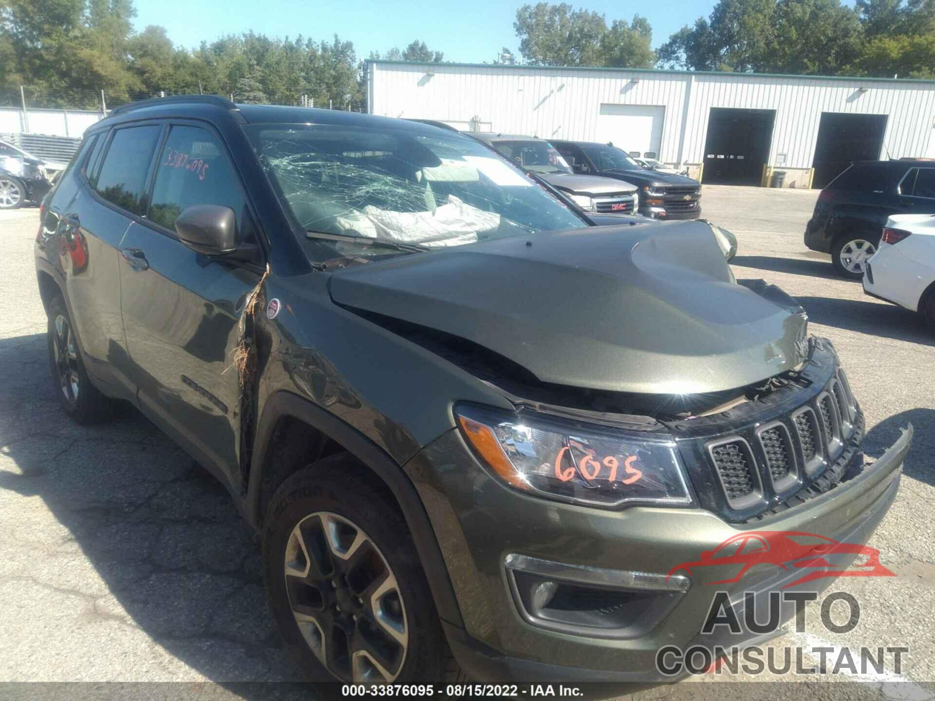 JEEP COMPASS 2018 - 3C4NJDDB2JT179250