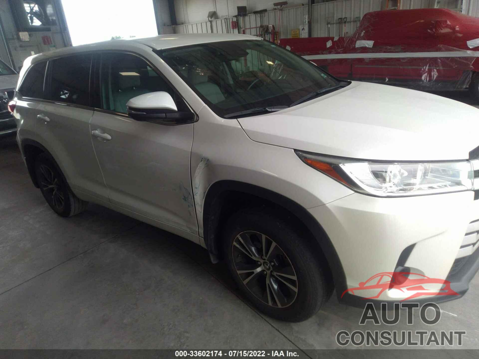 TOYOTA HIGHLANDER 2017 - 5TDZZRFH3HS204038