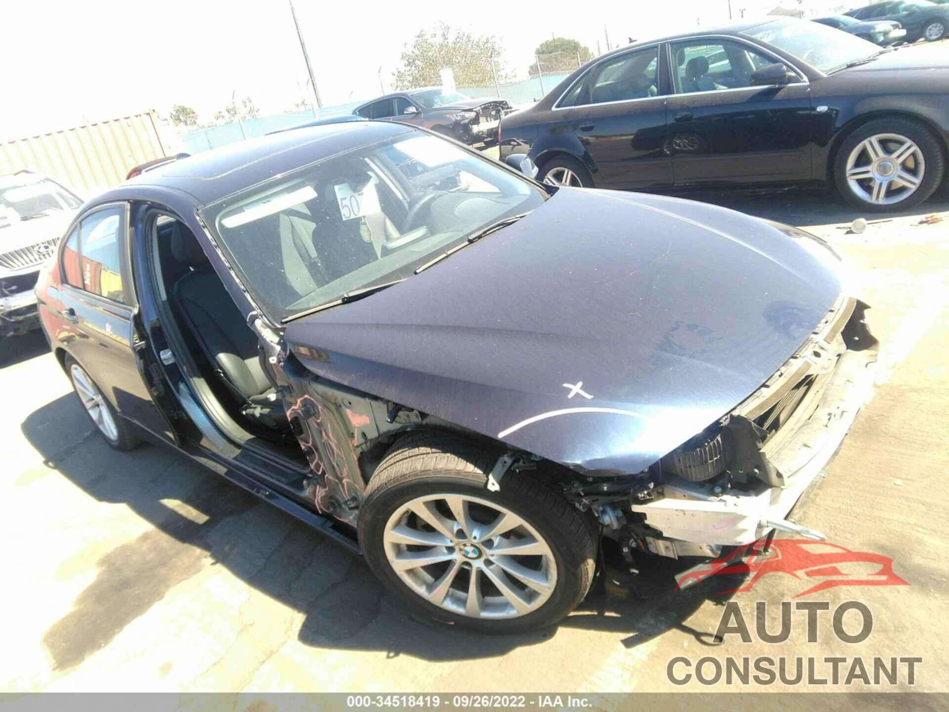 BMW 3 SERIES 2016 - WBA8E1G51GNT37170
