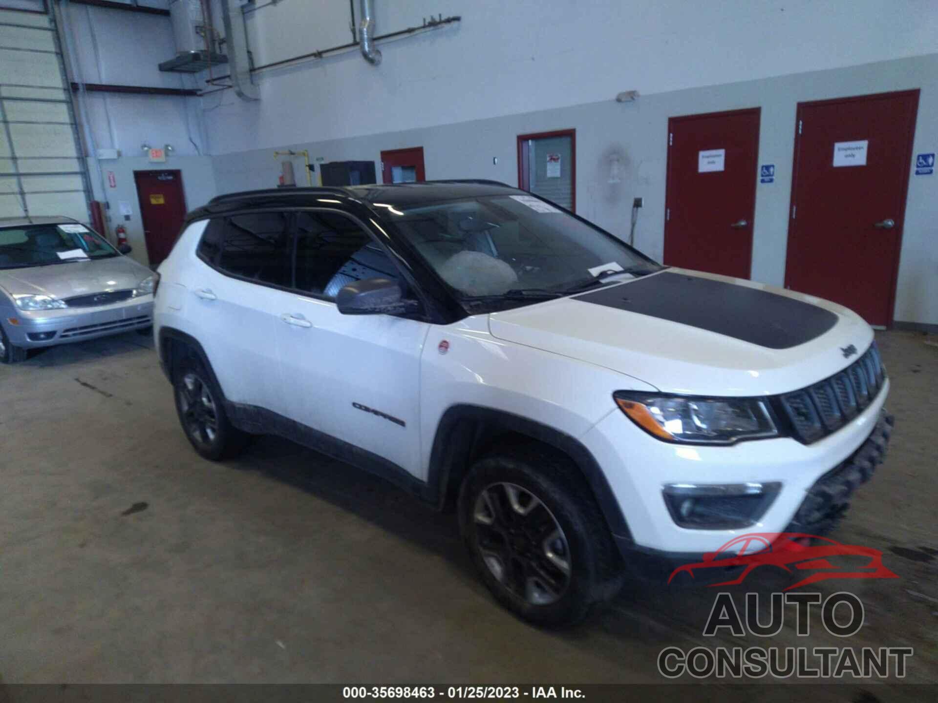 JEEP COMPASS 2018 - 3C4NJDDB4JT451586