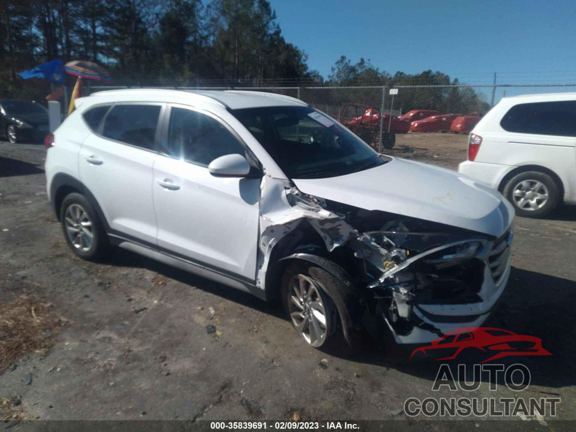 HYUNDAI TUCSON 2017 - KM8J33A47HU493674