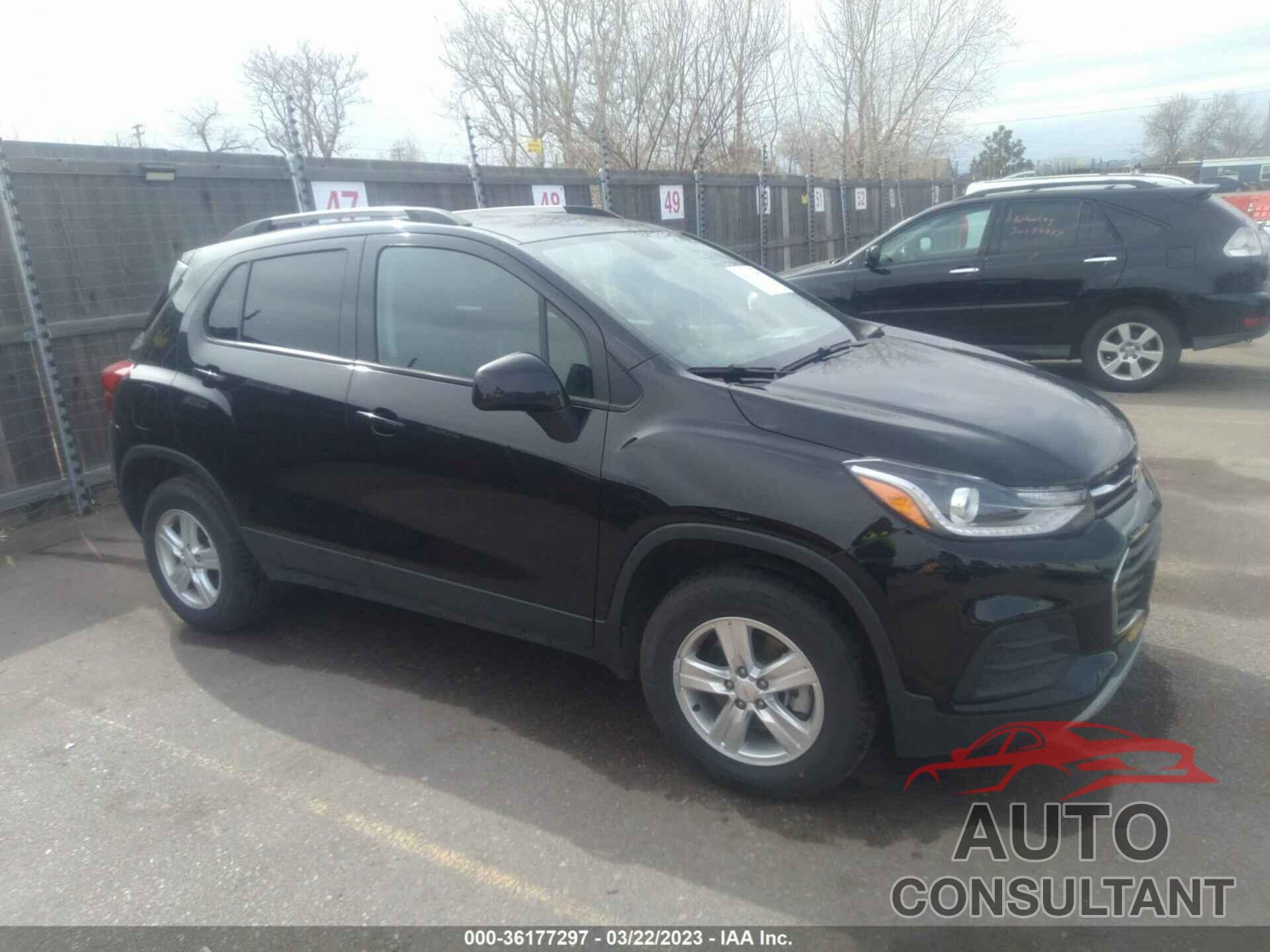 CHEVROLET TRAX 2021 - KL7CJPSB1MB324910