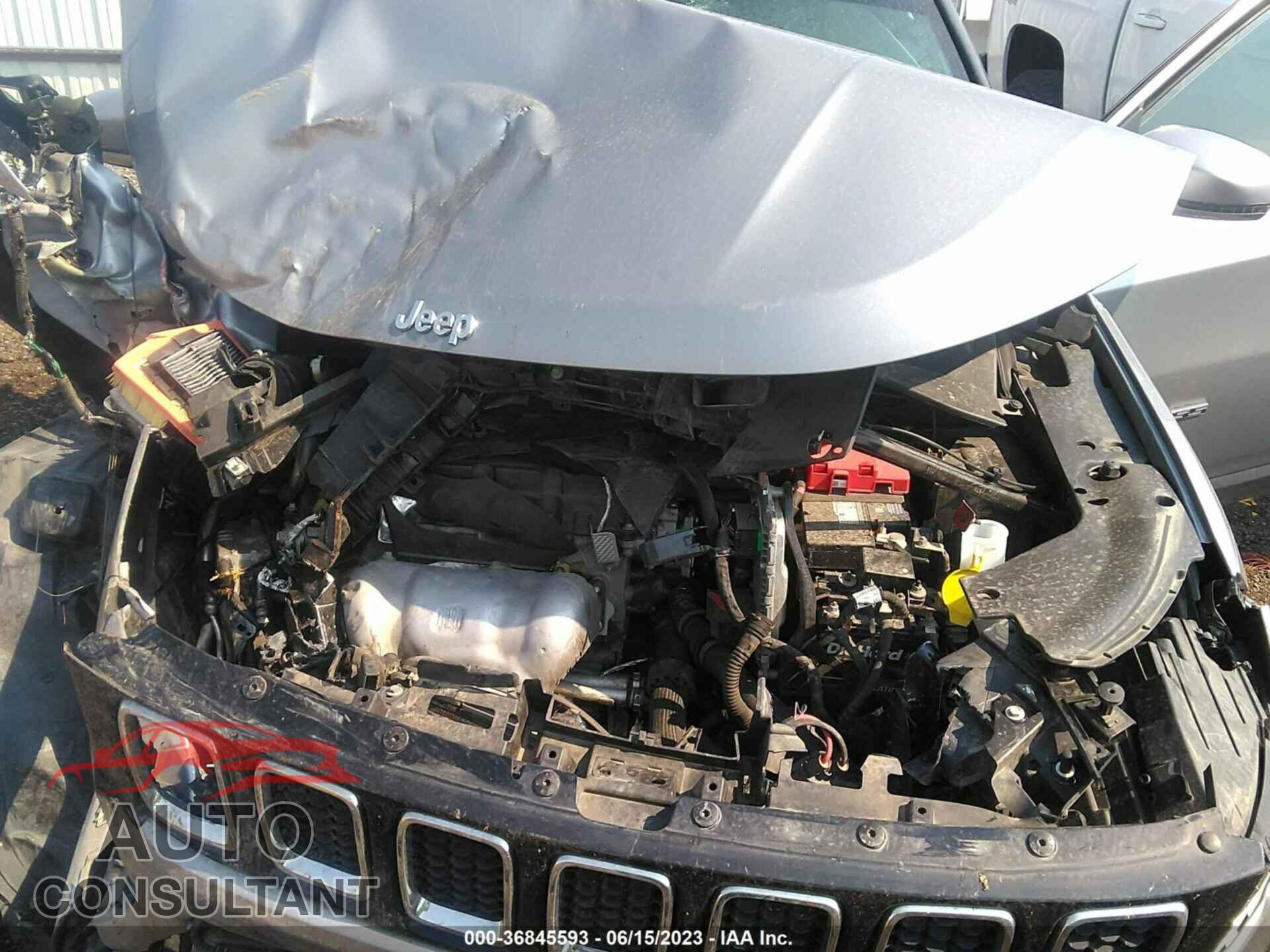 JEEP COMPASS 2019 - 3C4NJDCB9KT723228