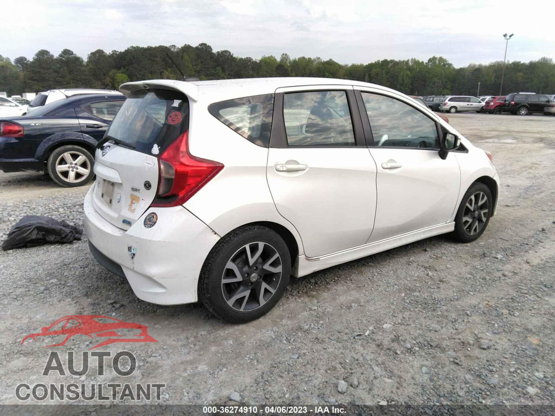 NISSAN VERSA NOTE 2015 - 3N1CE2CP8FL386779
