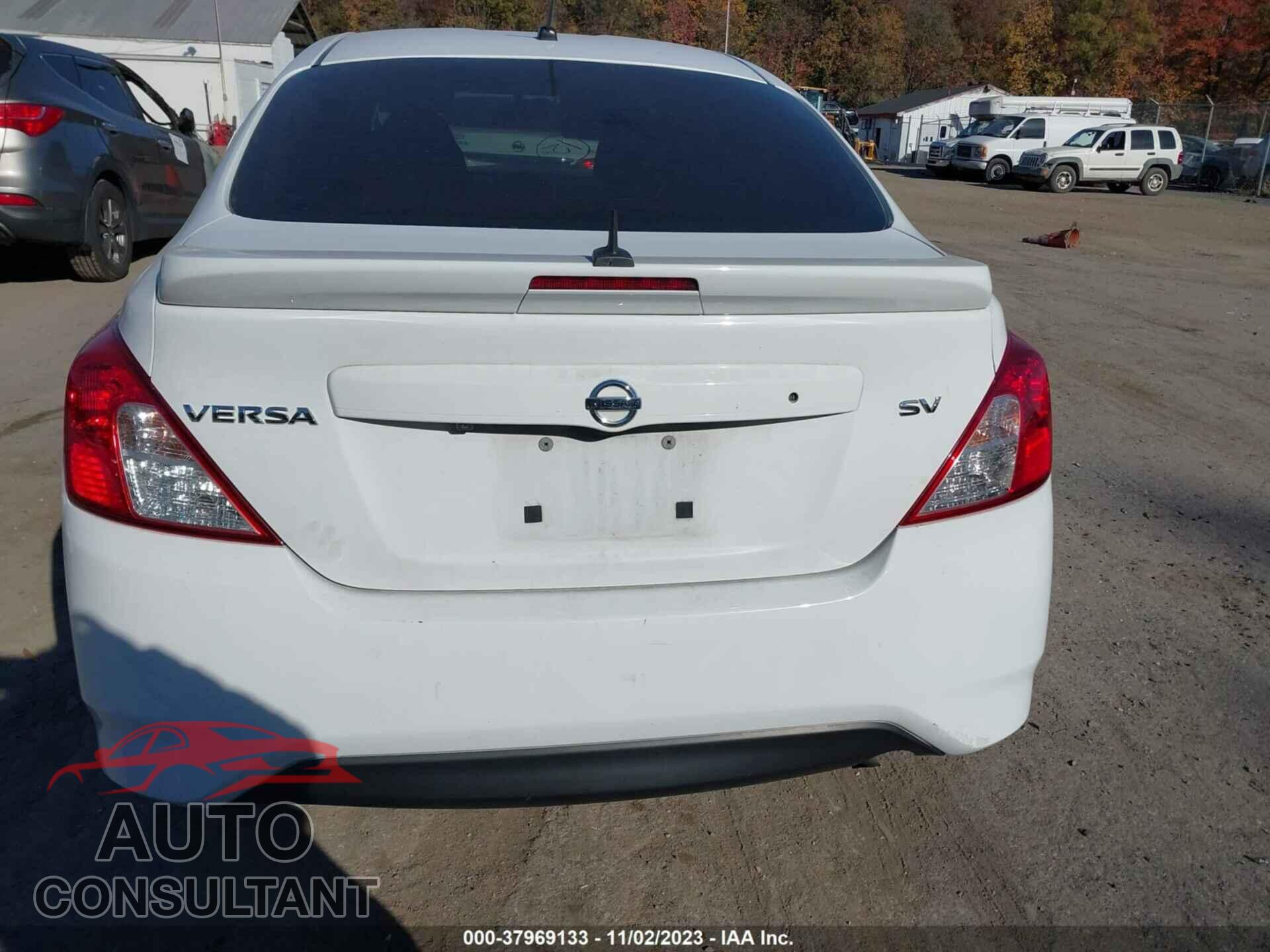 NISSAN VERSA 2019 - 3N1CN7AP3KL850894