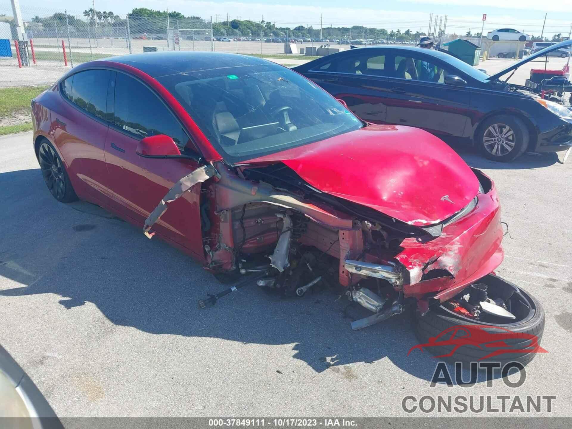 TESLA MODEL 3 2021 - 5YJ3E1ECXMF984823